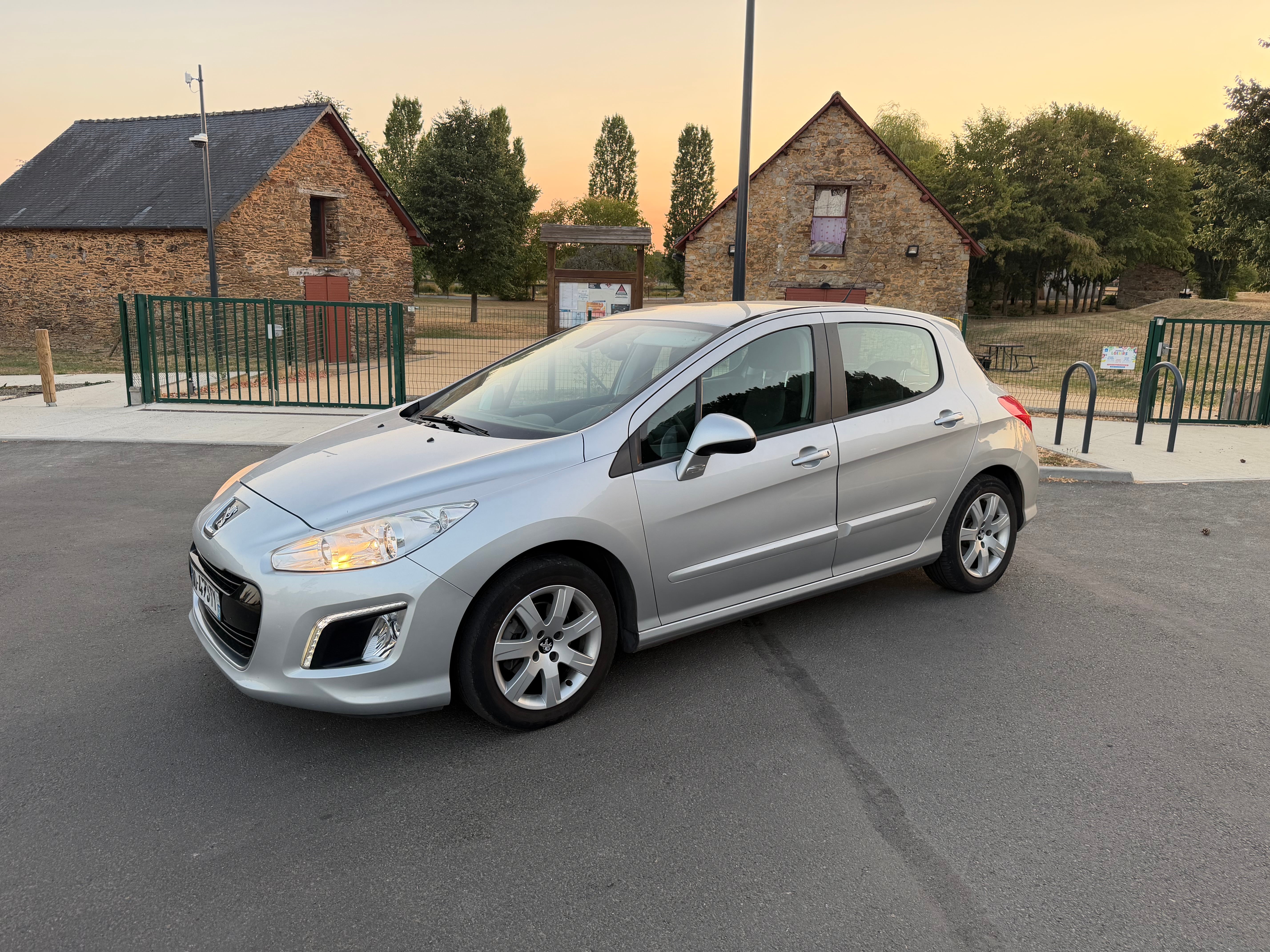 Peugeot 308, 2013, Essence 95