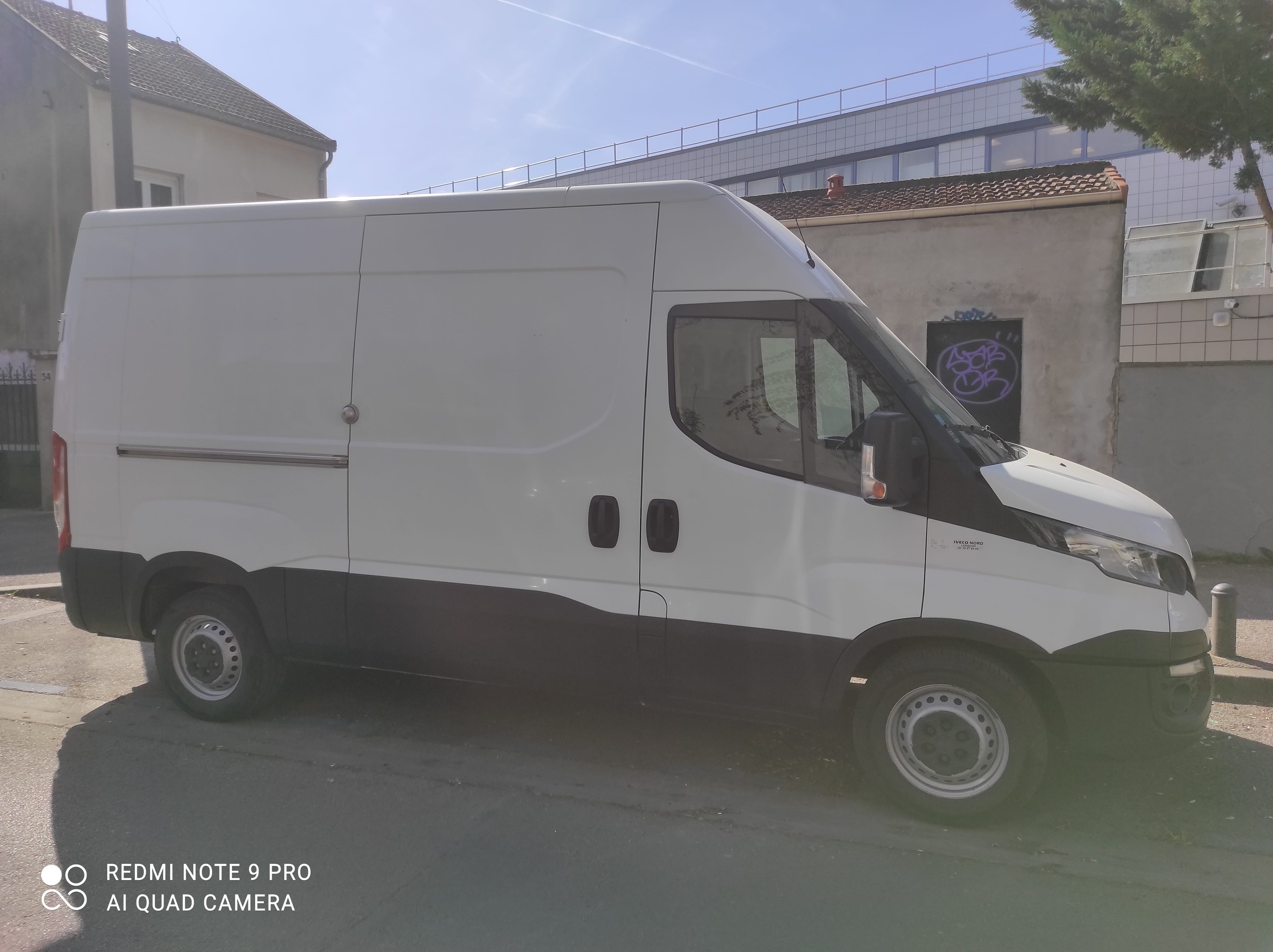 Iveco Daily 35S13 11m3 avec Climatisation