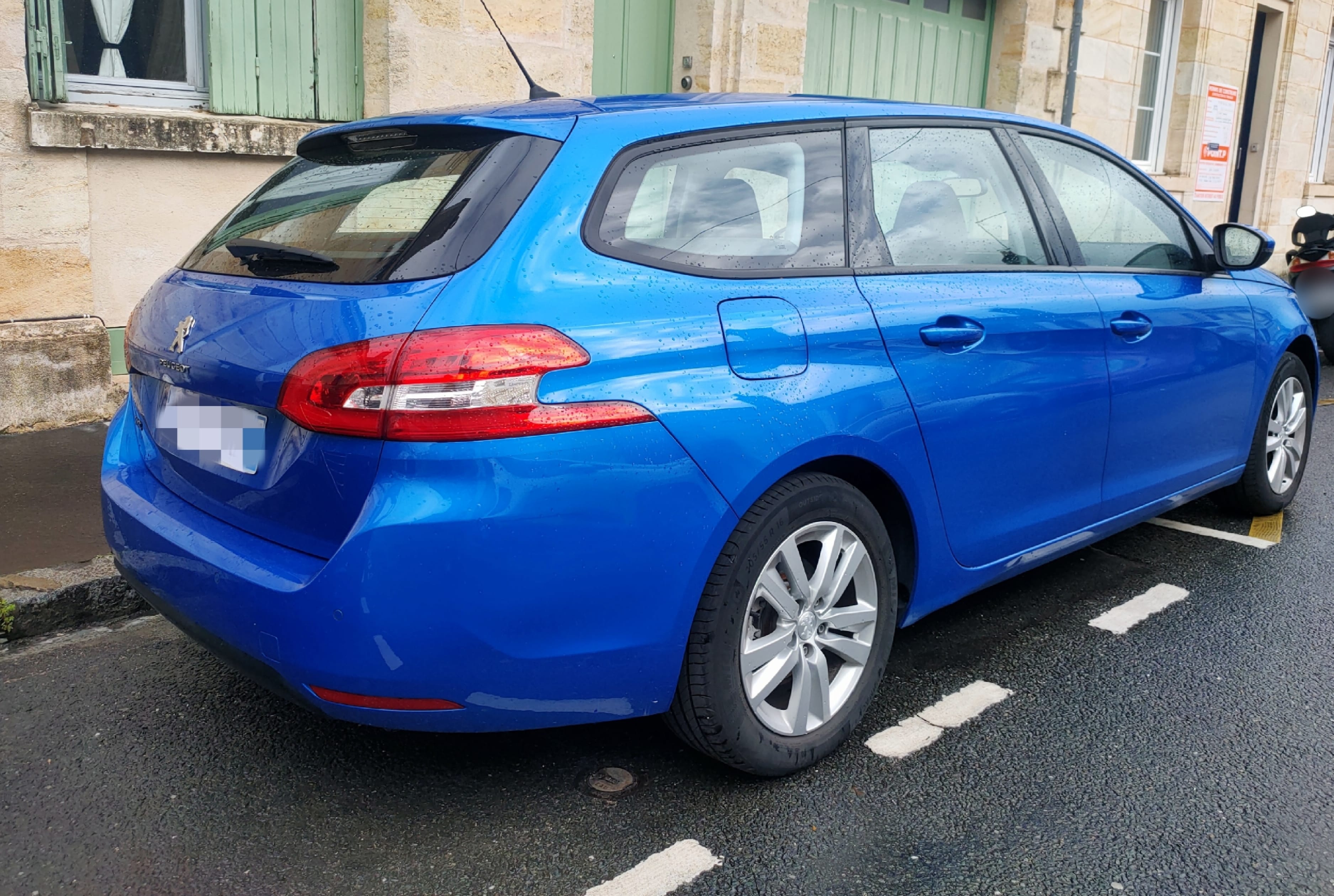 Peugeot 308 SW con GPS