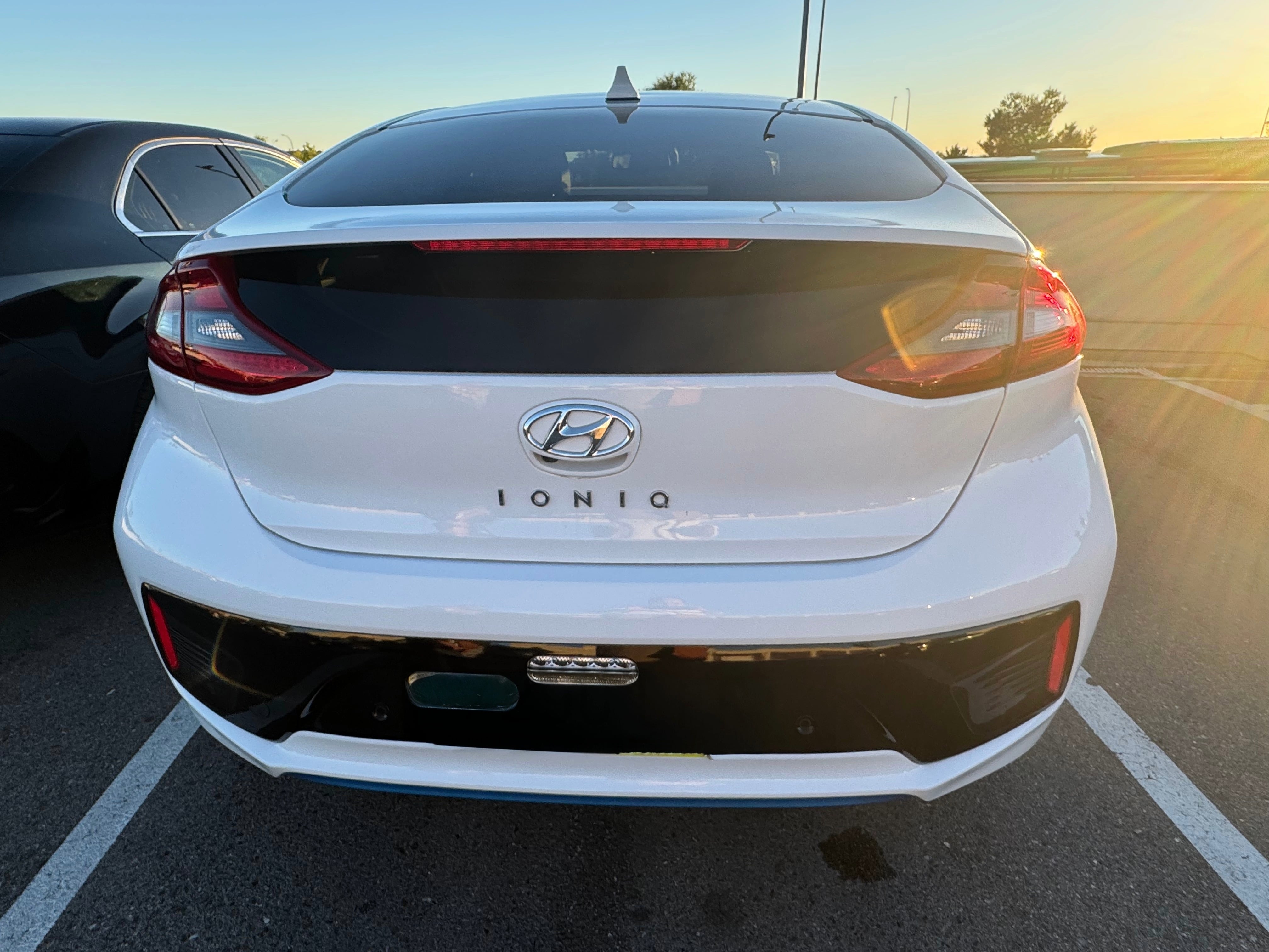 Hyundai Ioniq  Híbrido Blue con GPS