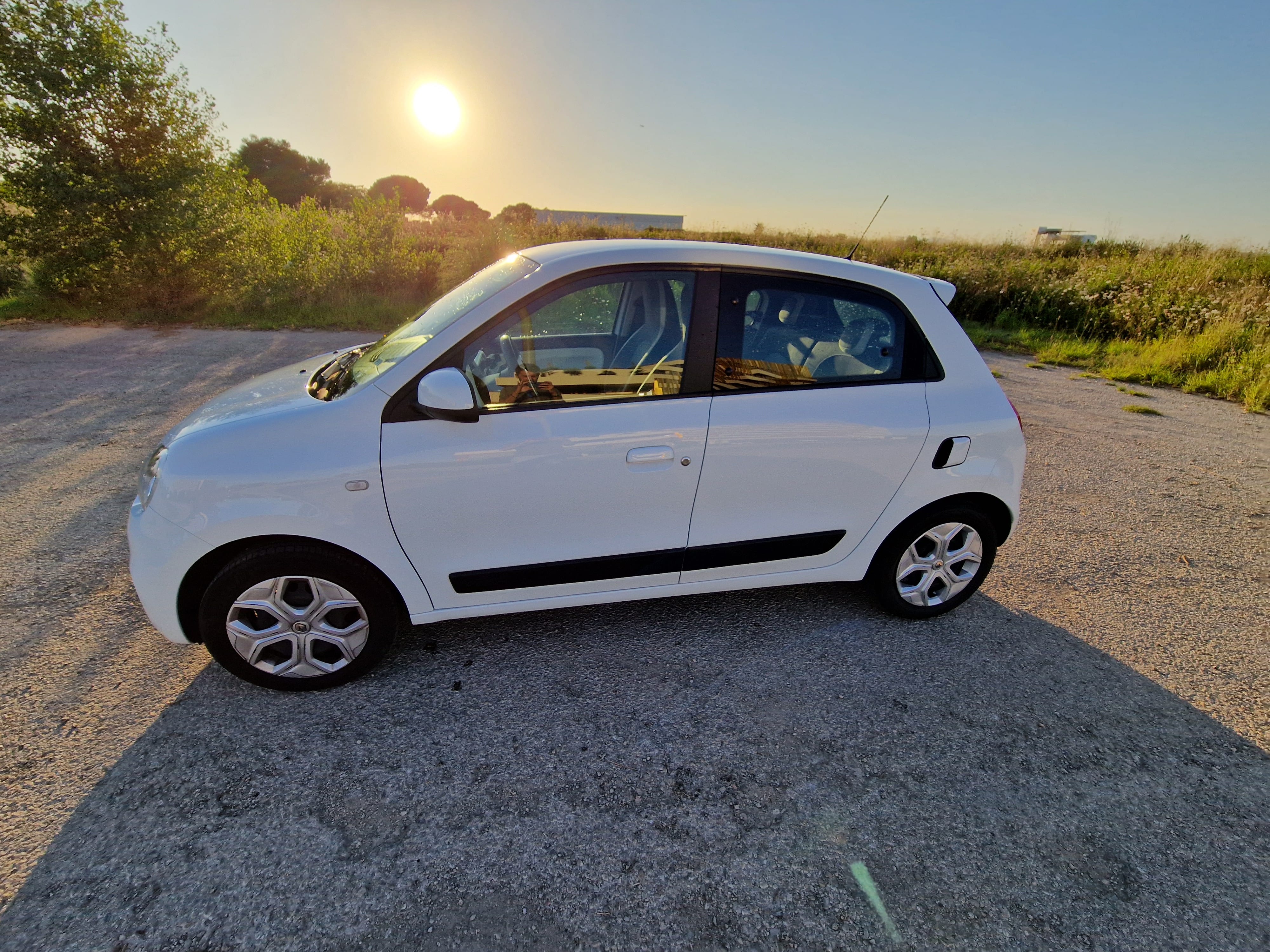 Renault Twingo III with Air conditioning