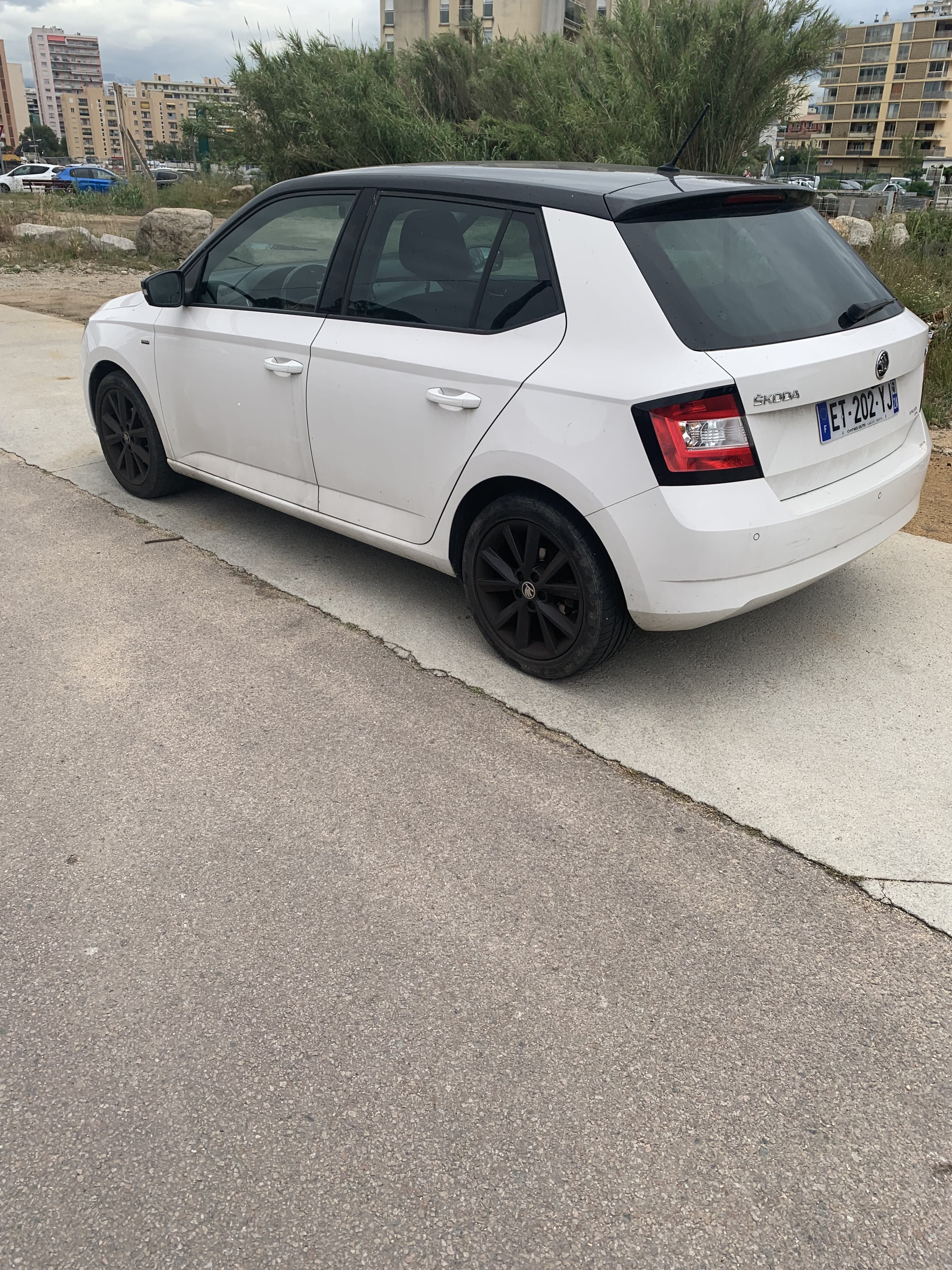 Skoda Fabia avec GPS