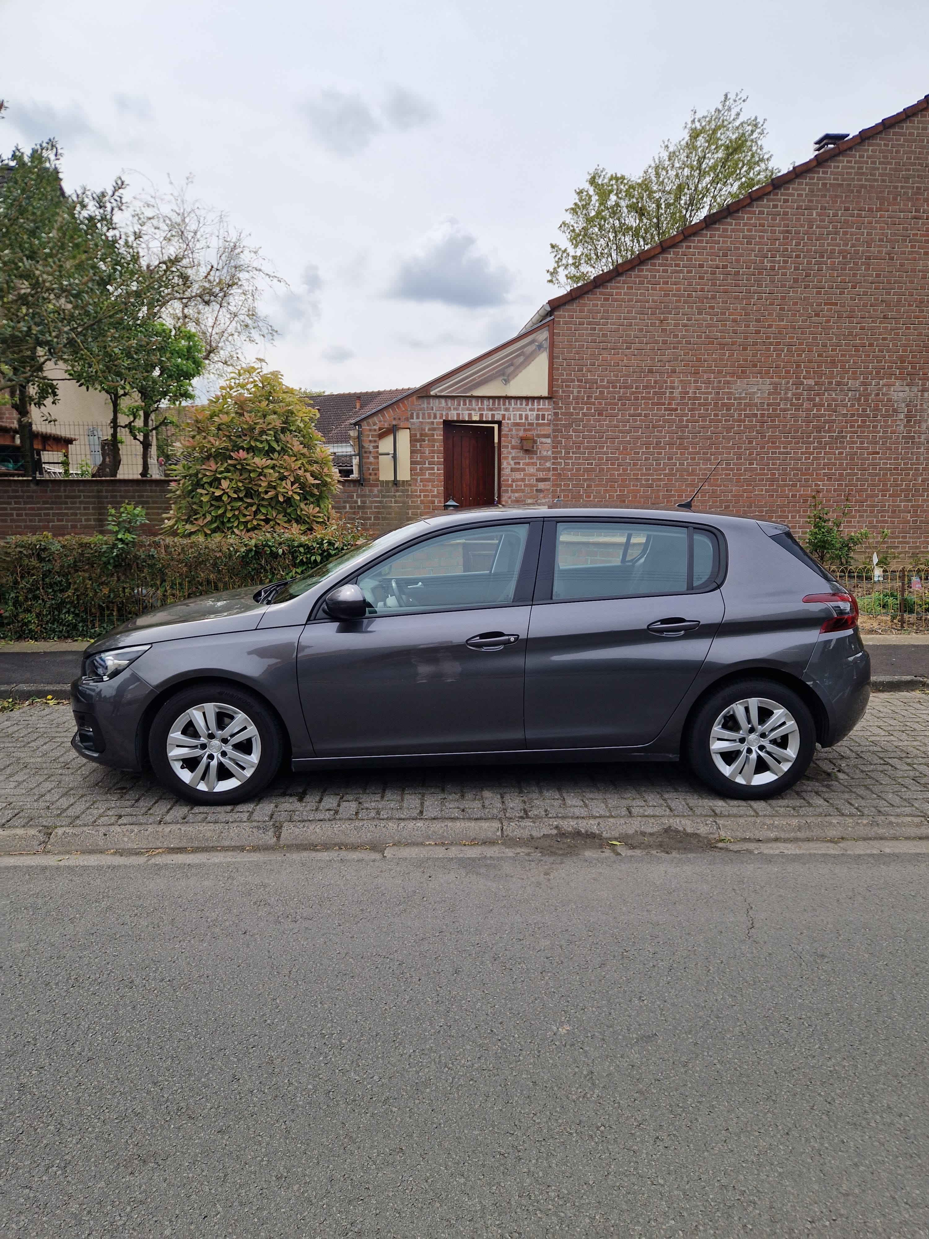 Peugeot 308 avec Climatisation