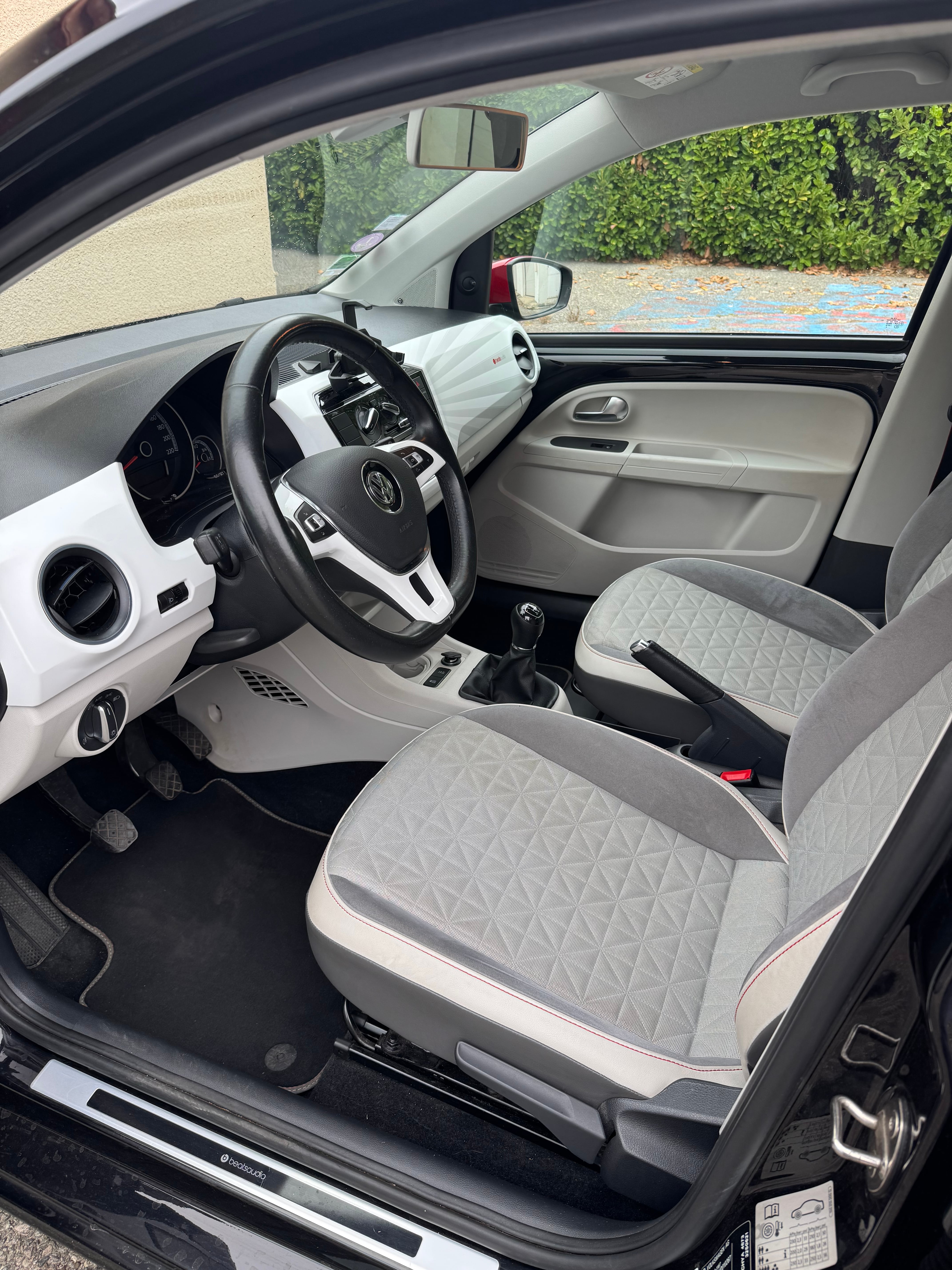 Volkswagen Up! avec Entrée audio / iPod