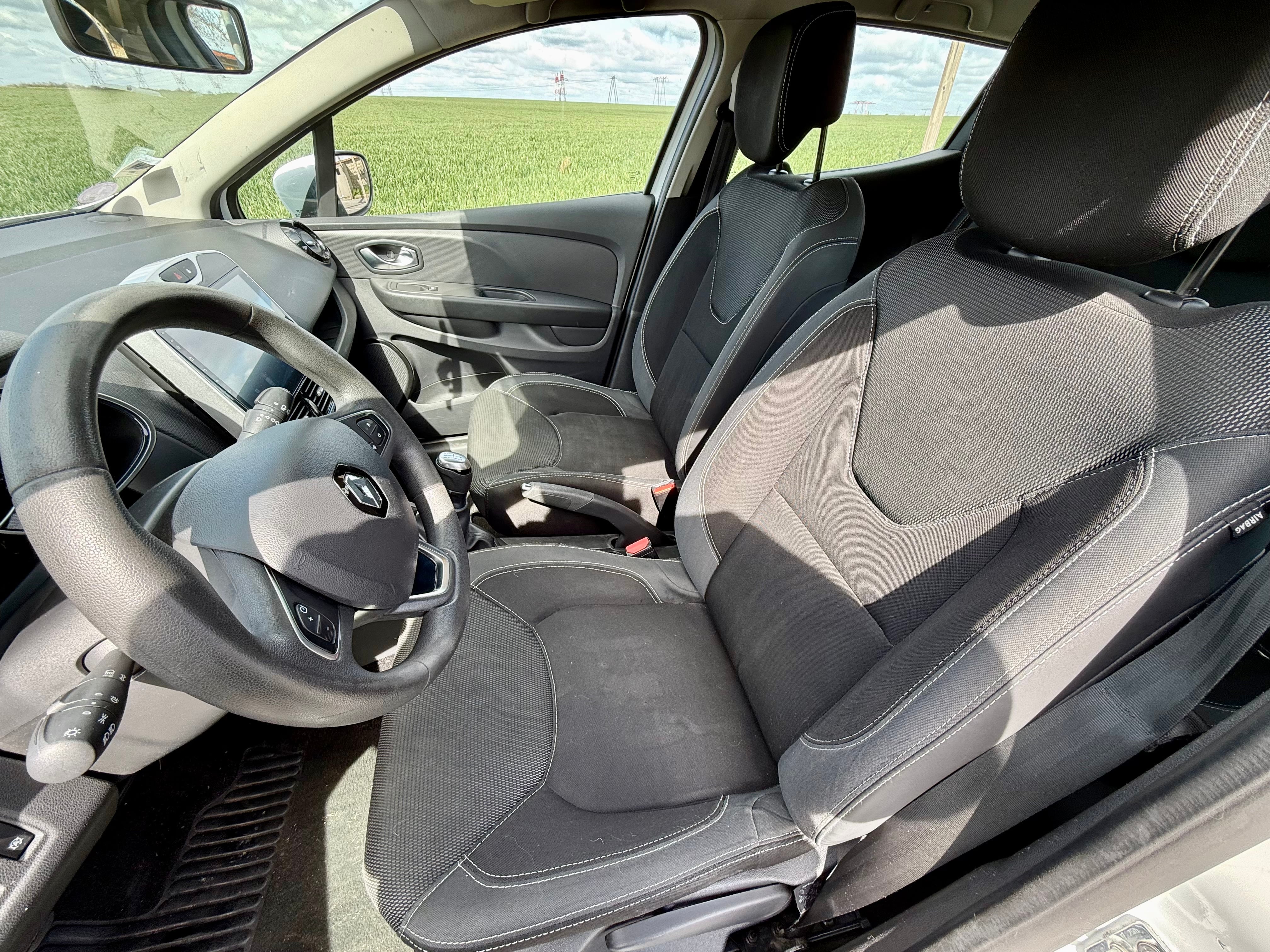 Renault Clio avec Apple CarPlay