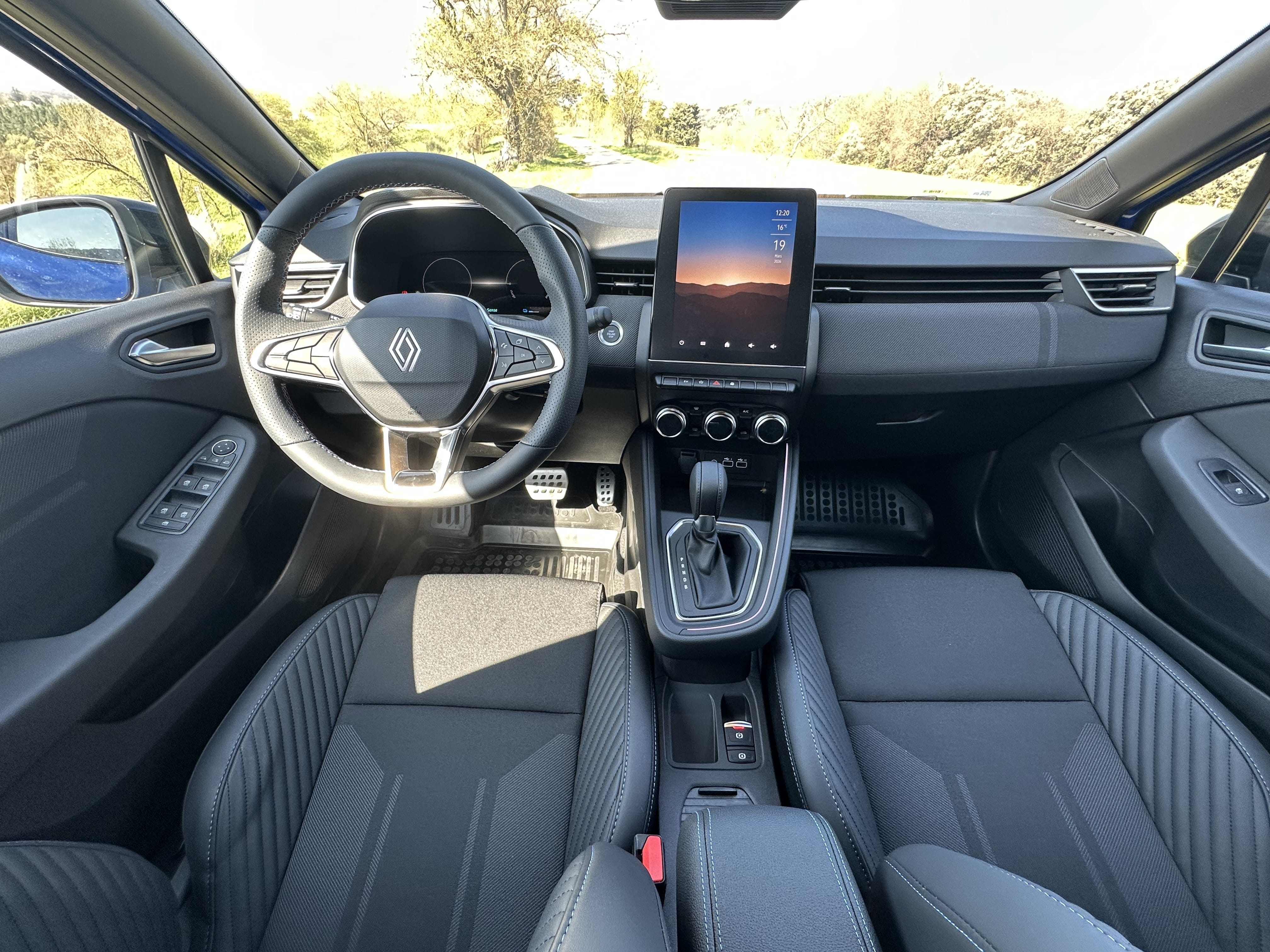 Renault Clio E-tech 145ch Esprit Alpine avec Régulateur de vitesse