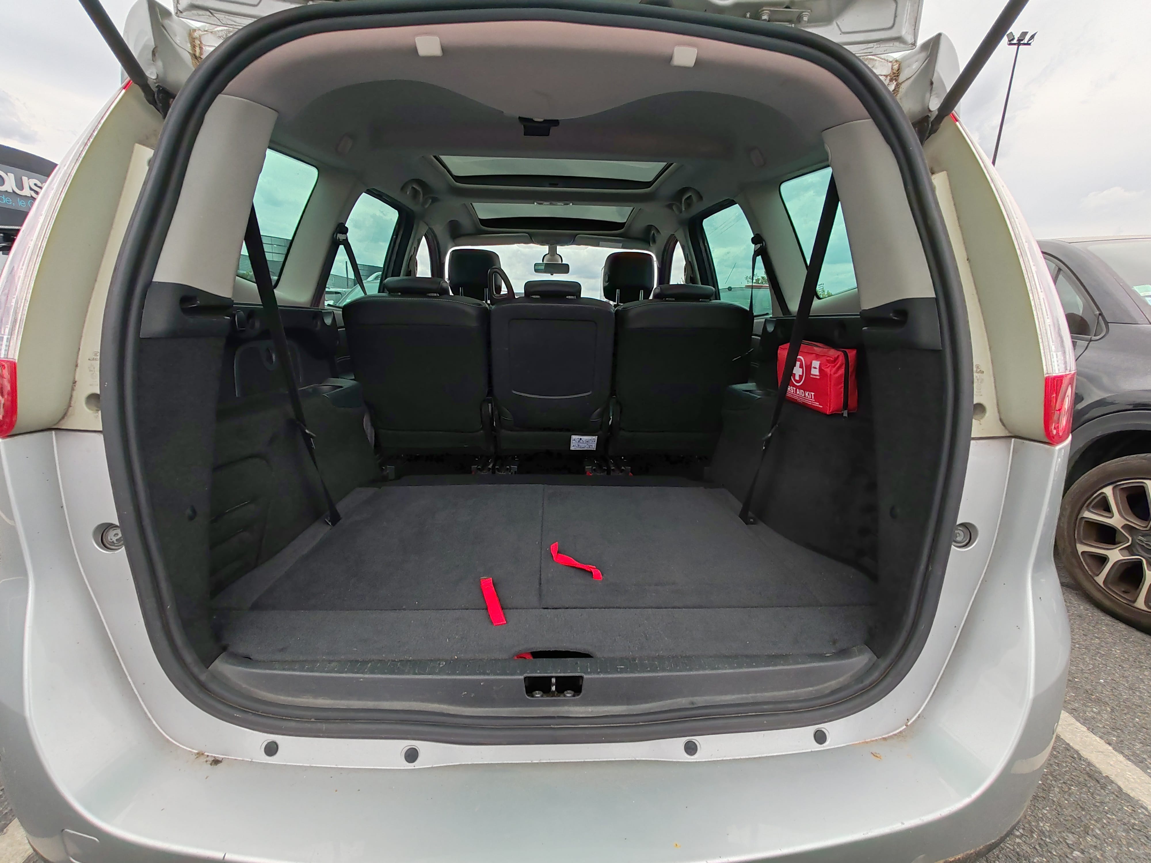 Renault Grand Scenic 7pl Diesel faible conso toit ouvrant panoramique avec GPS