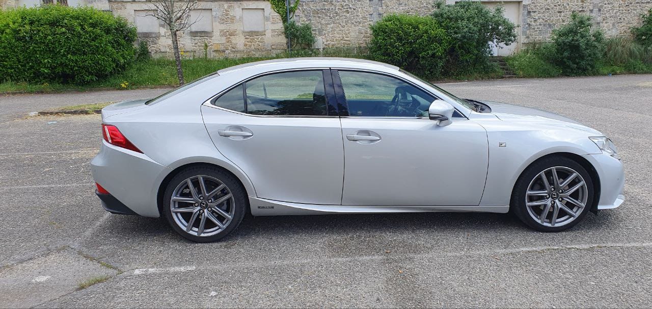 Lexus ES 300H Luxury avec Climatisation