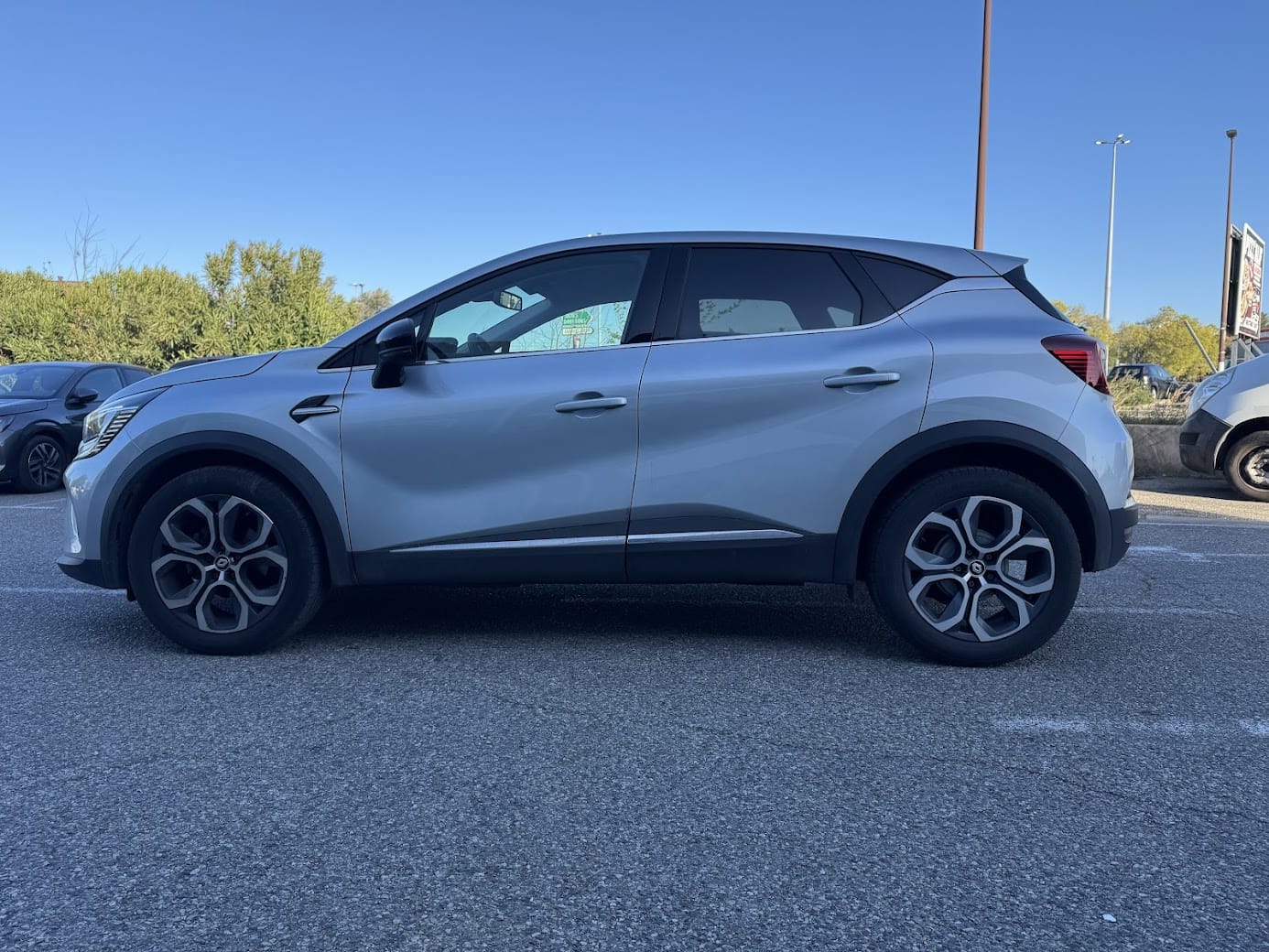 Renault Captur Hybride Ess BV auto GX728TN avec Climatisation