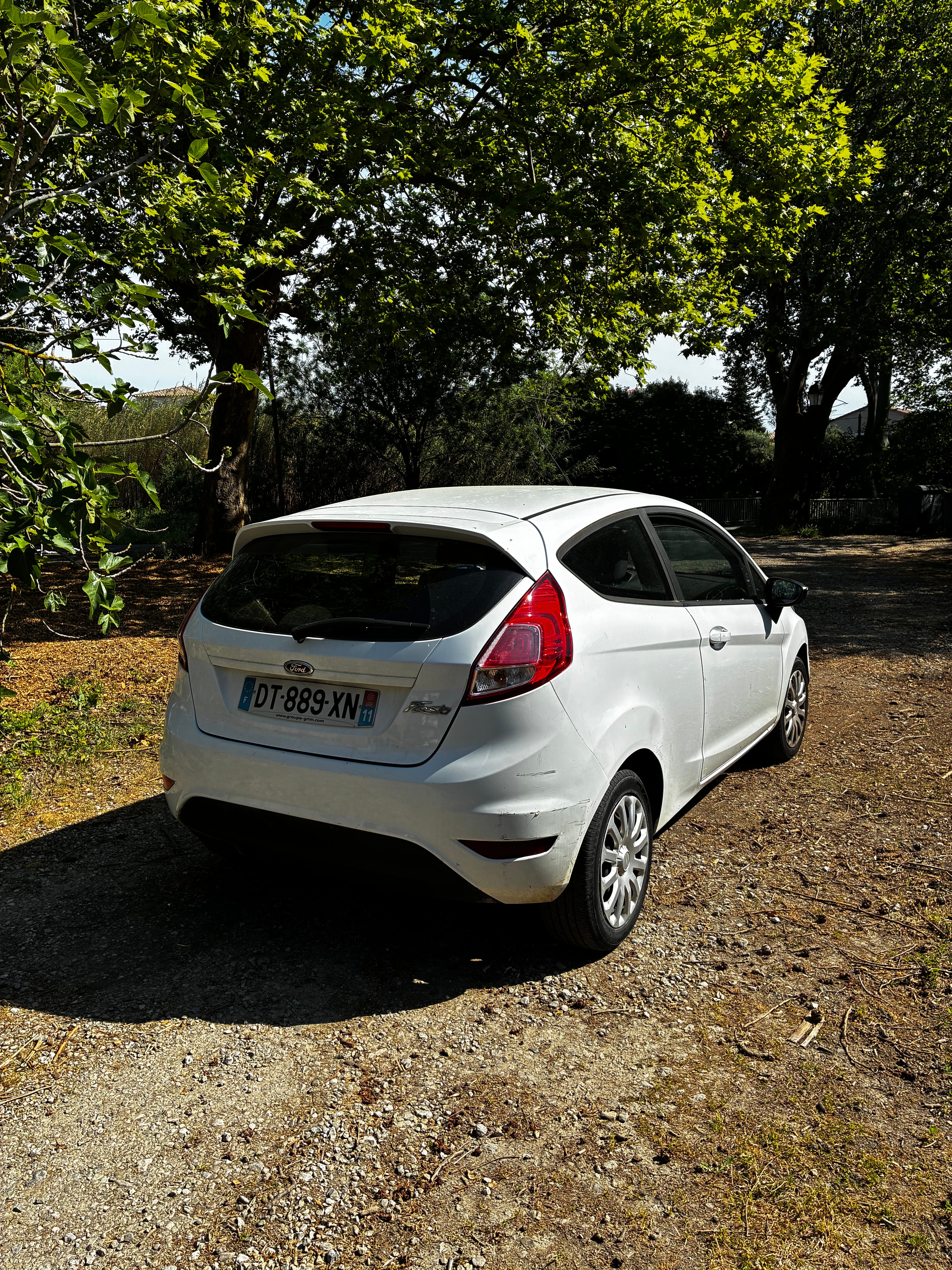 Ford Fiesta met Autoradio