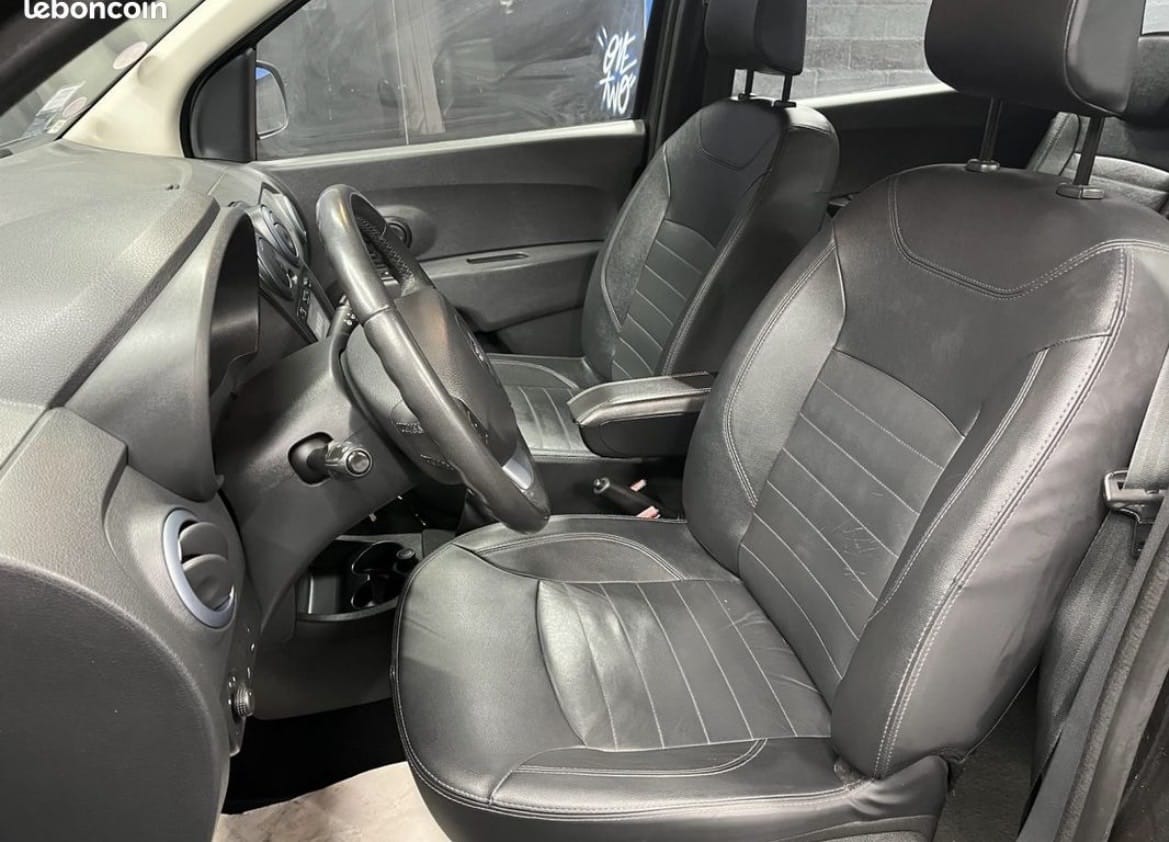 Dacia Lodgy avec Apple CarPlay