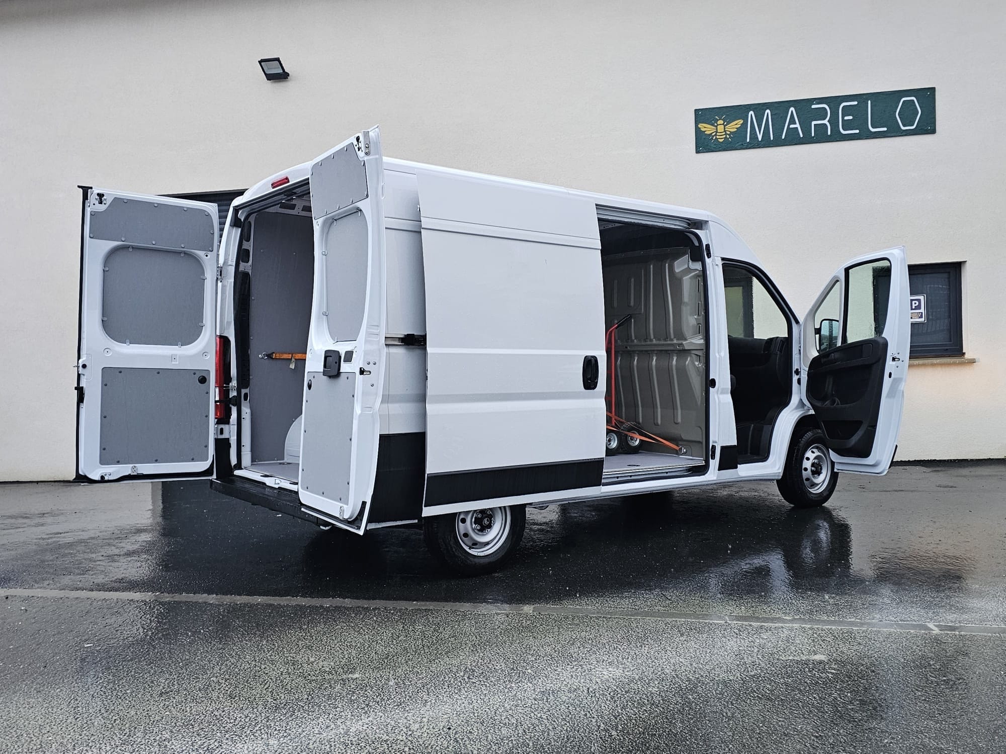 Citroen Jumper avec Apple CarPlay