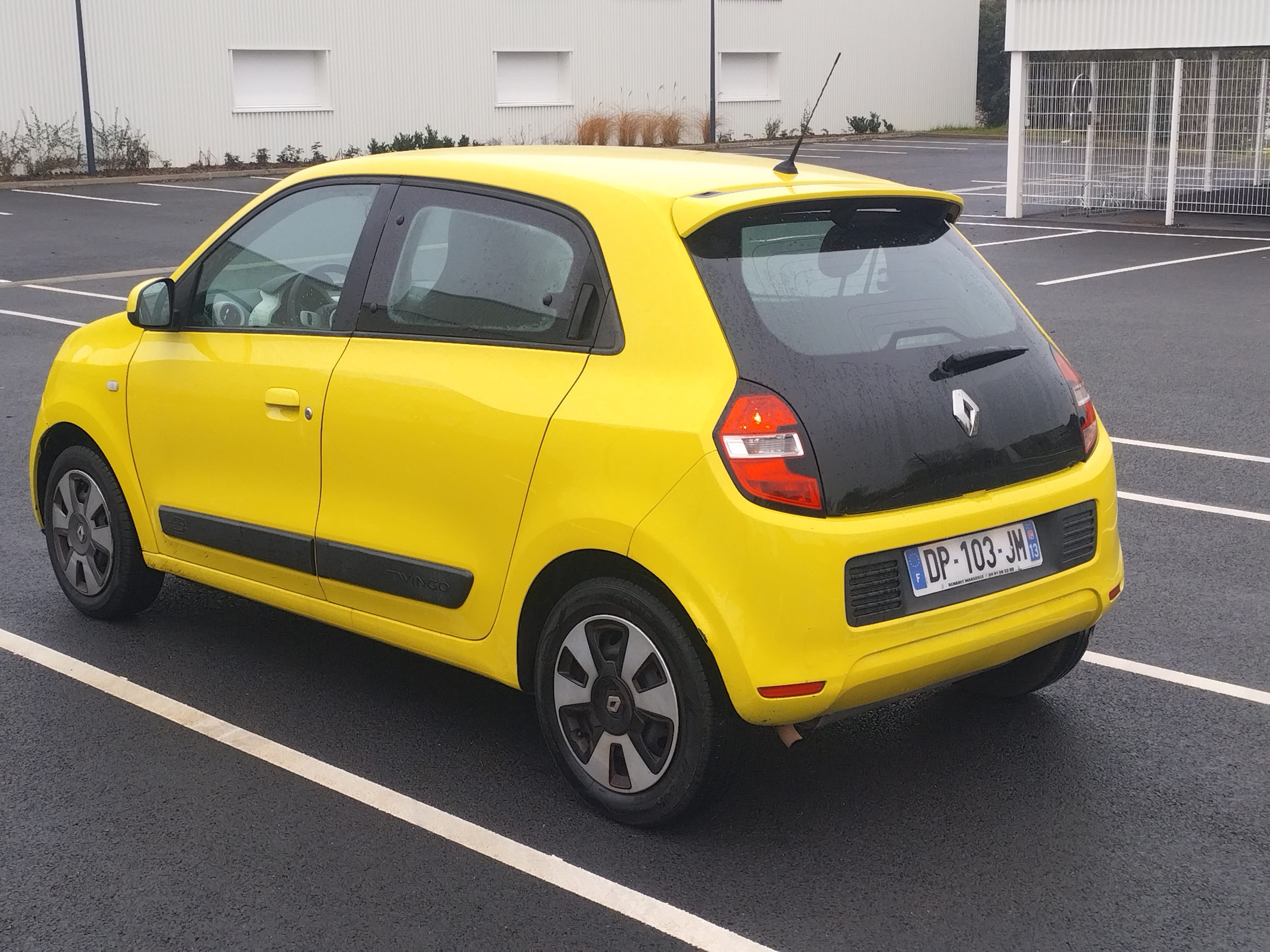 Renault Twingo III avec Climatisation