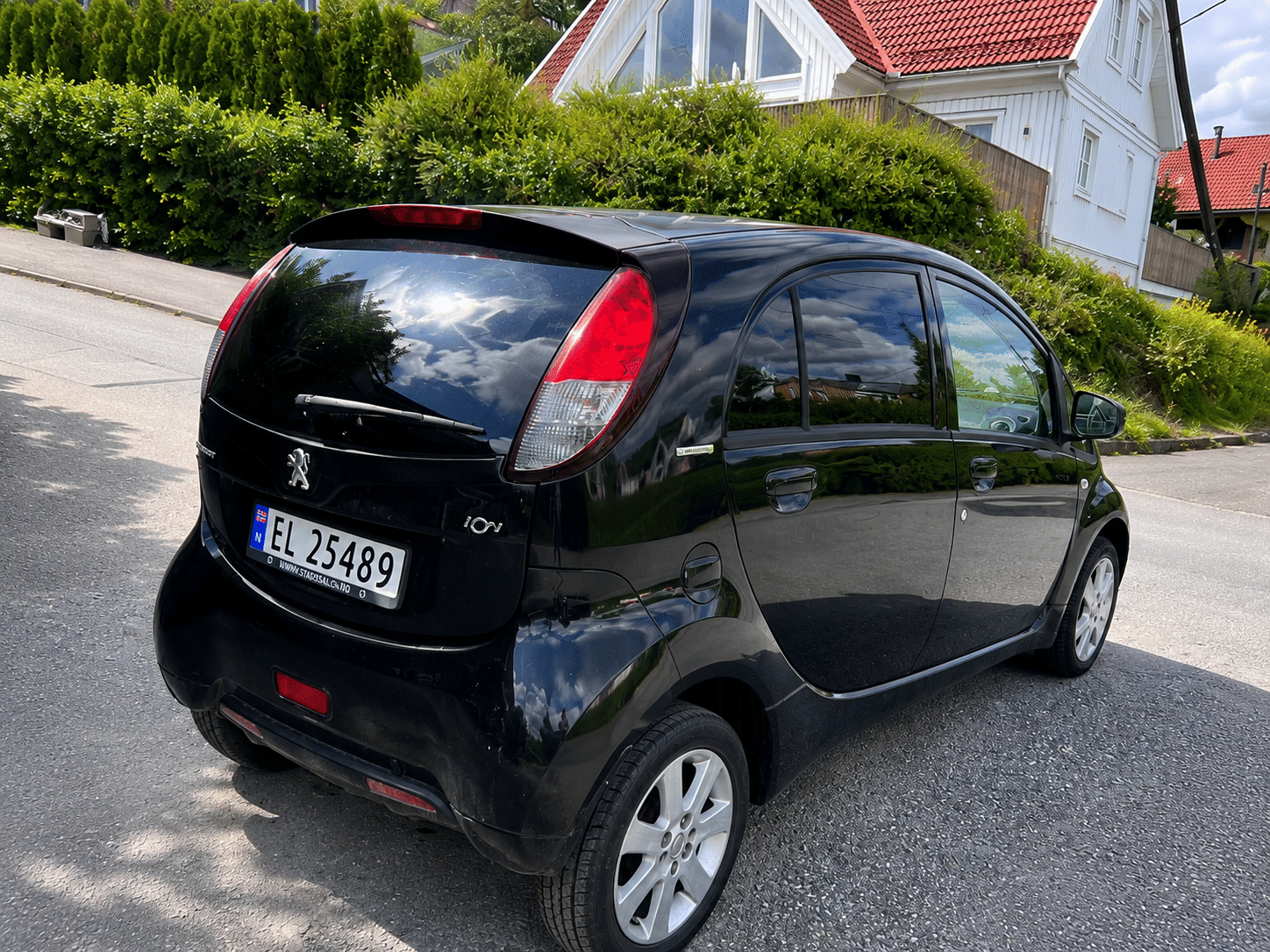 Peugeot iOn mit Bluetooth-Audio