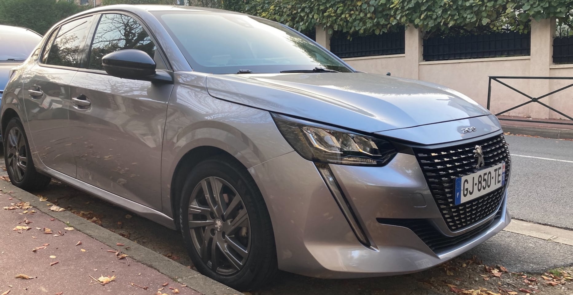 Peugeot 208, 2022, Essence 98
