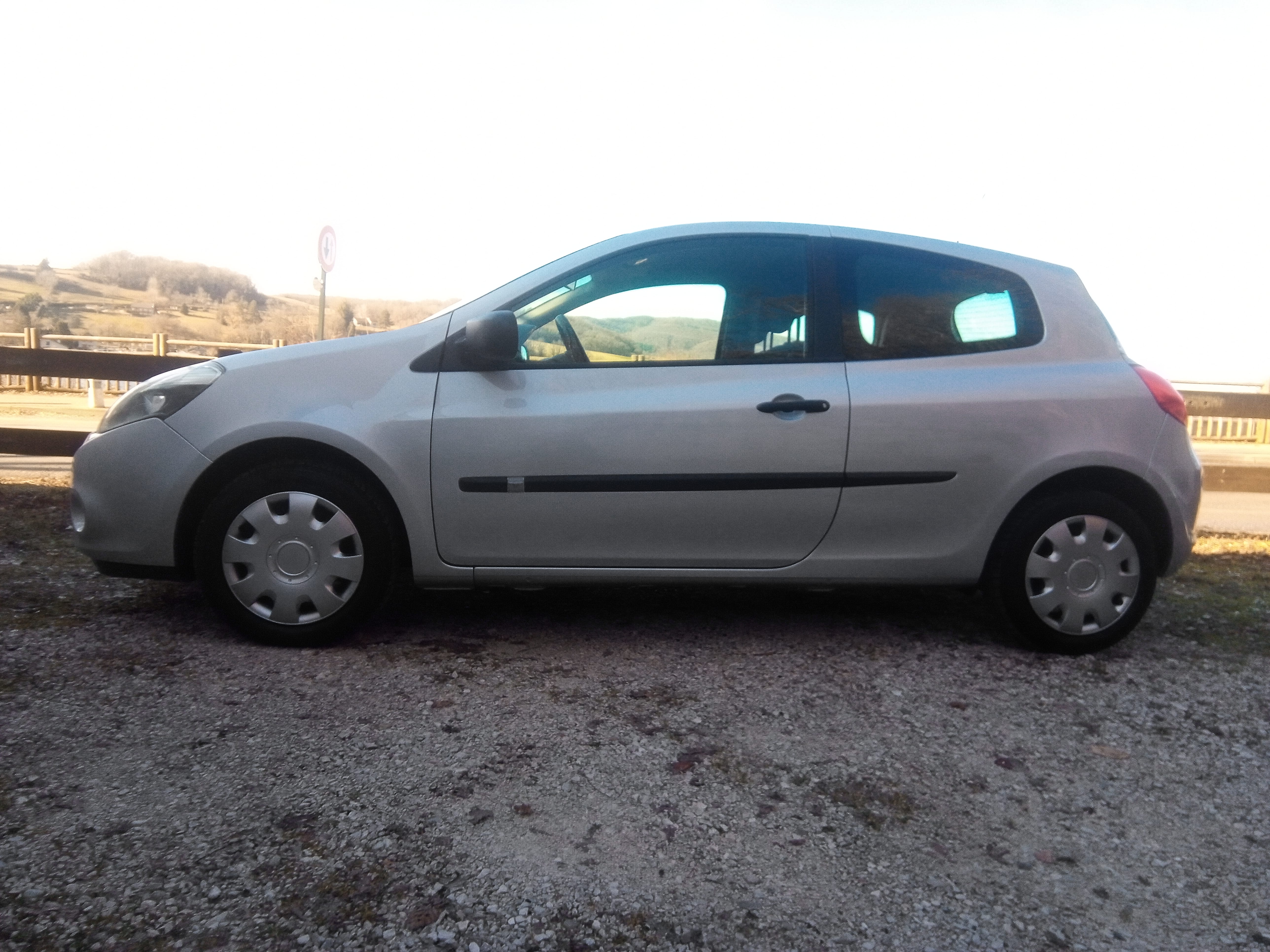 Renault Clio avec Climatisation