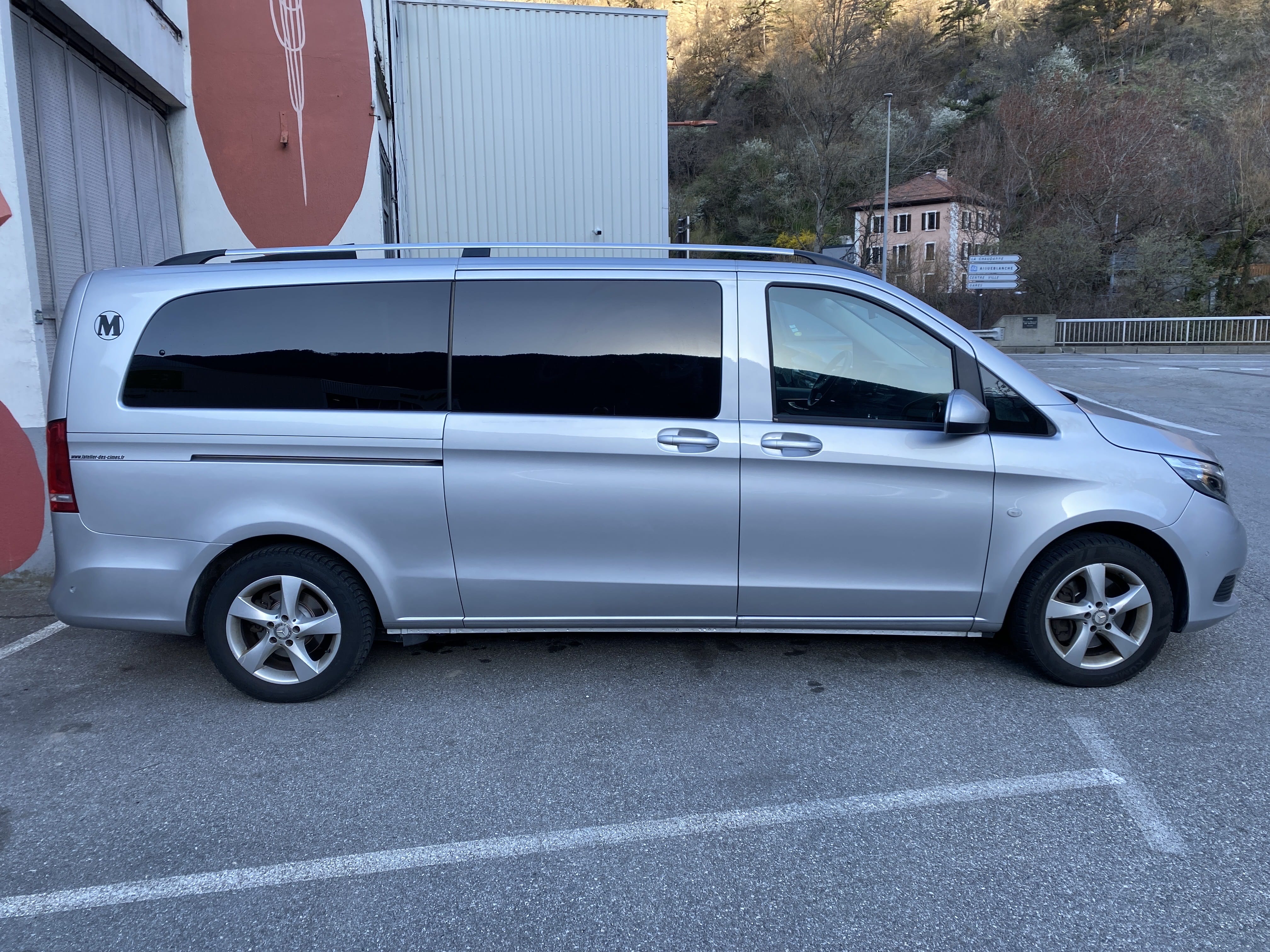 Mercedes-Benz Vito Tourer Van aménagé avec Climatisation