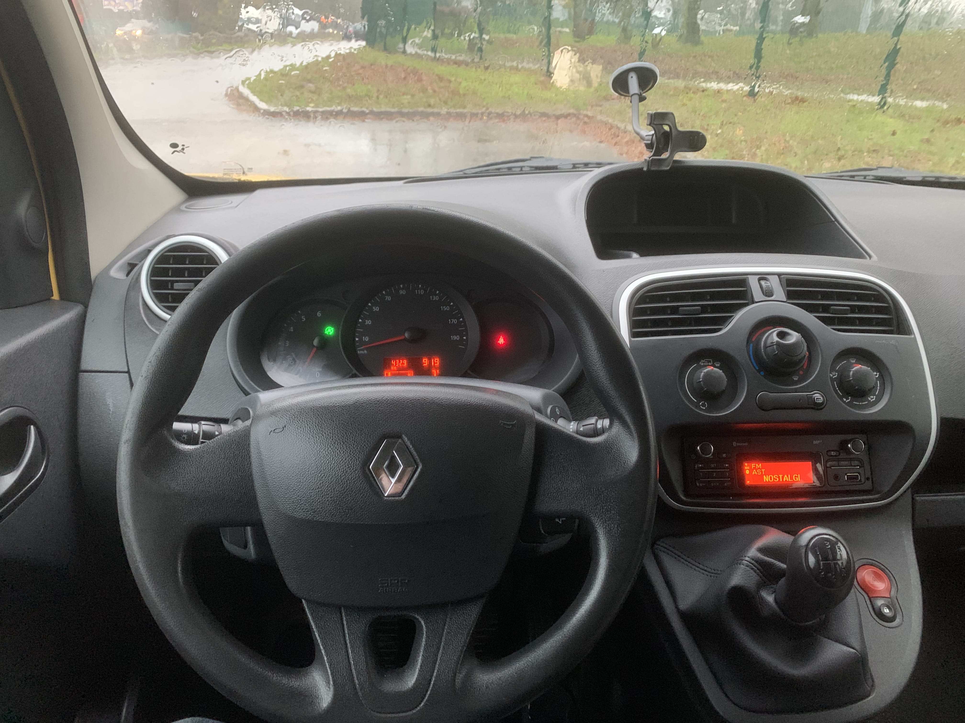Renault Kangoo Express 1.5 dCi avec Pneus neige