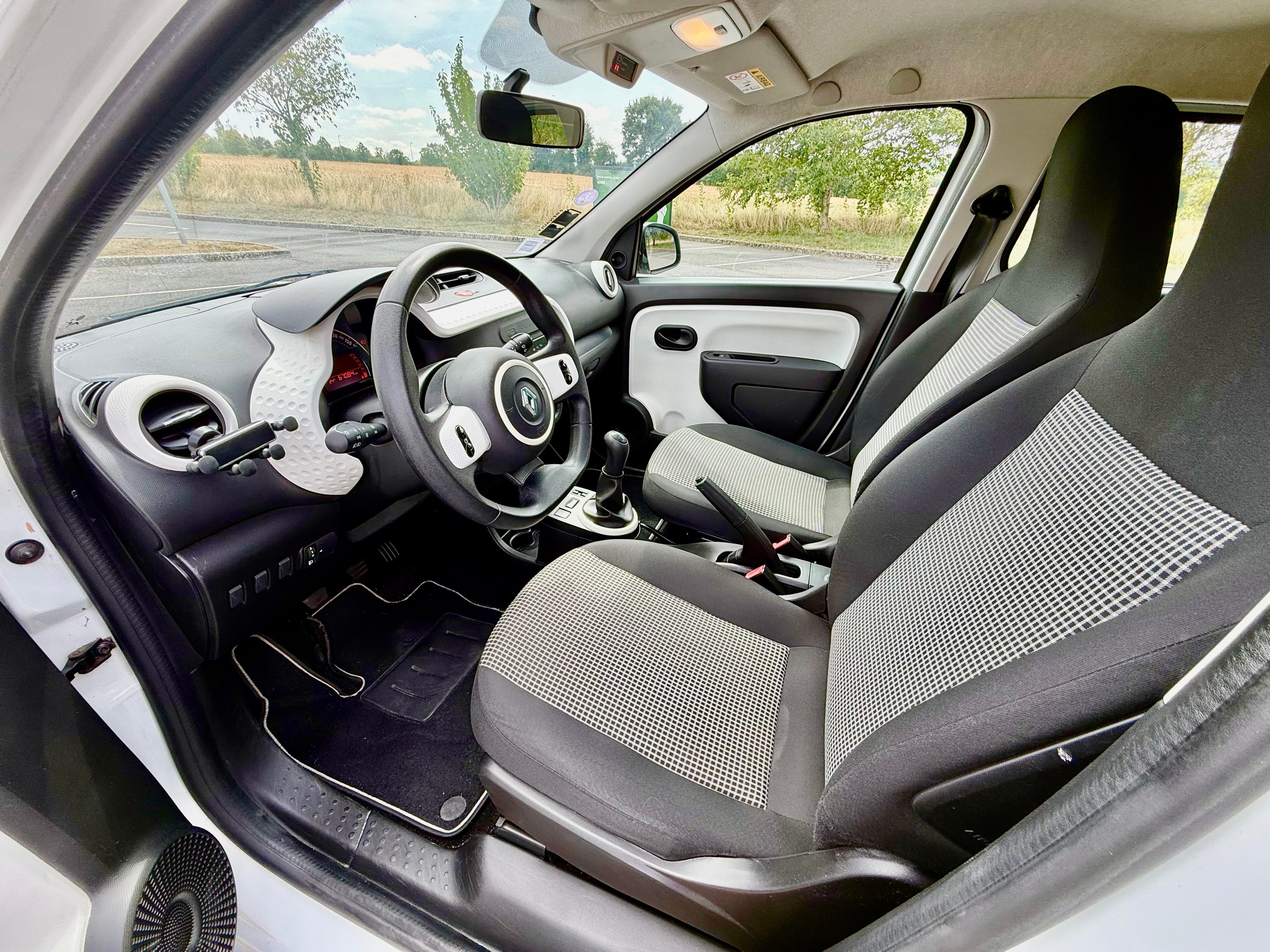 Renault Twingo III avec Apple CarPlay
