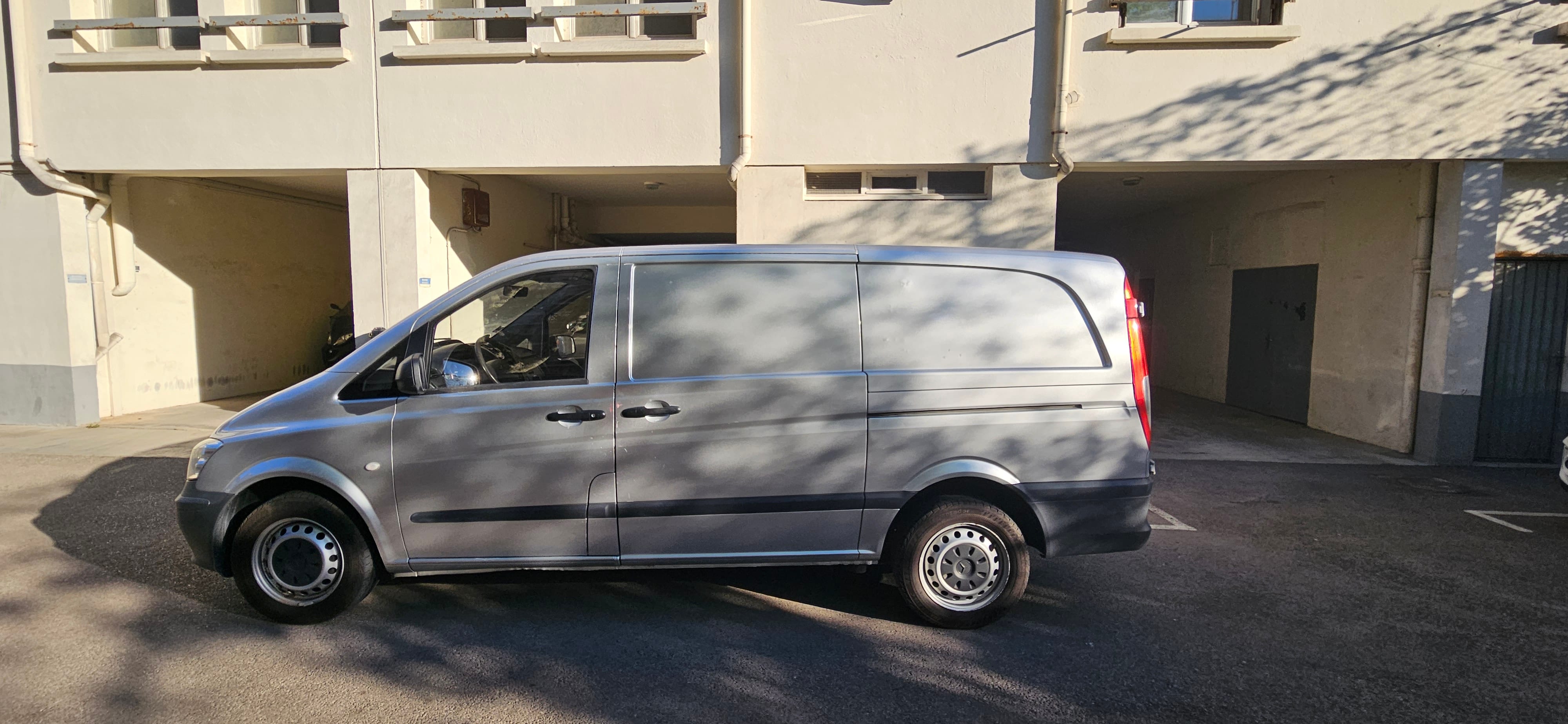 Mercedes-Benz Vito avec Climatisation