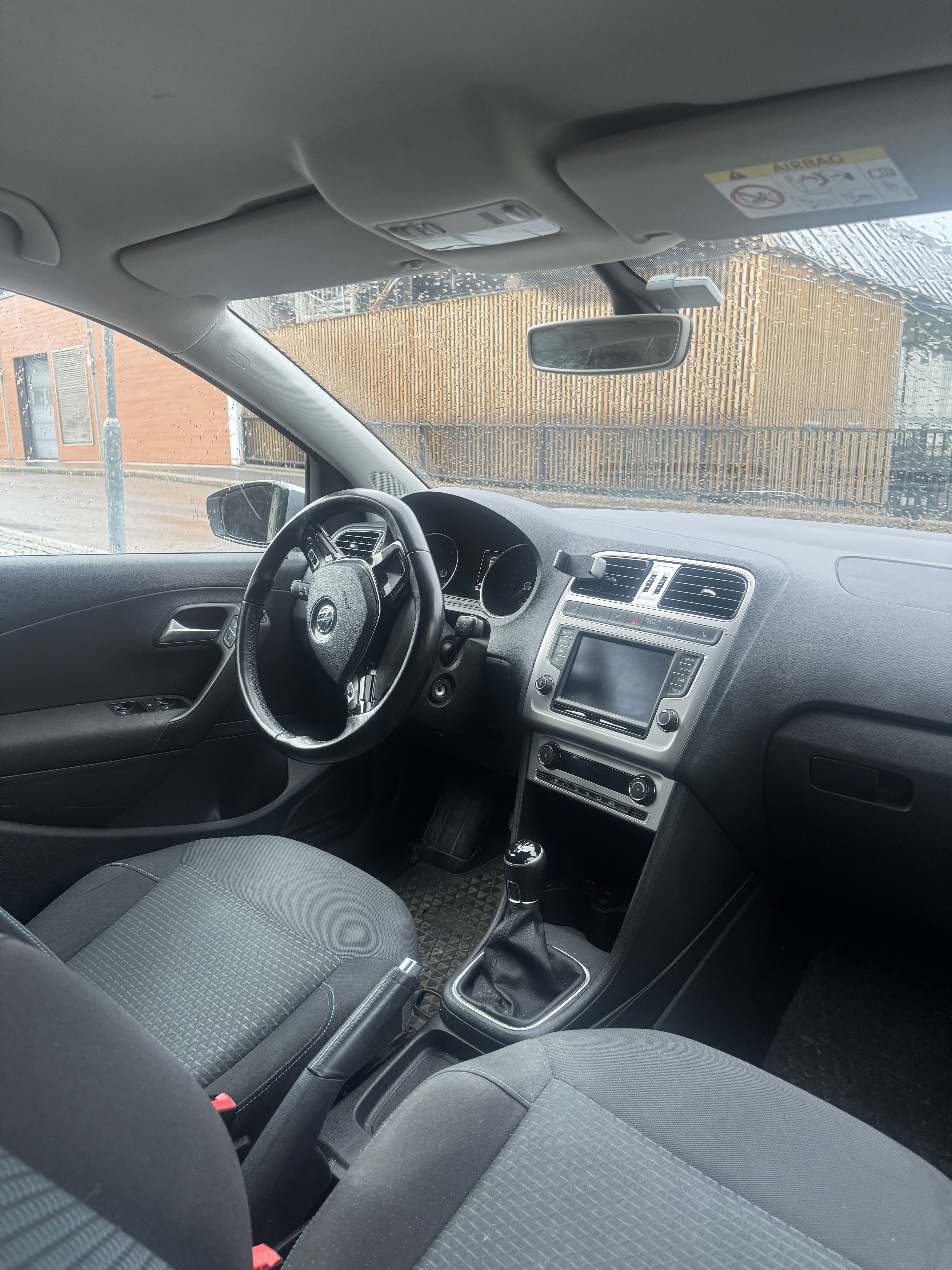 Volkswagen Polo 95 HK, Blue motion modell med Lydinngang