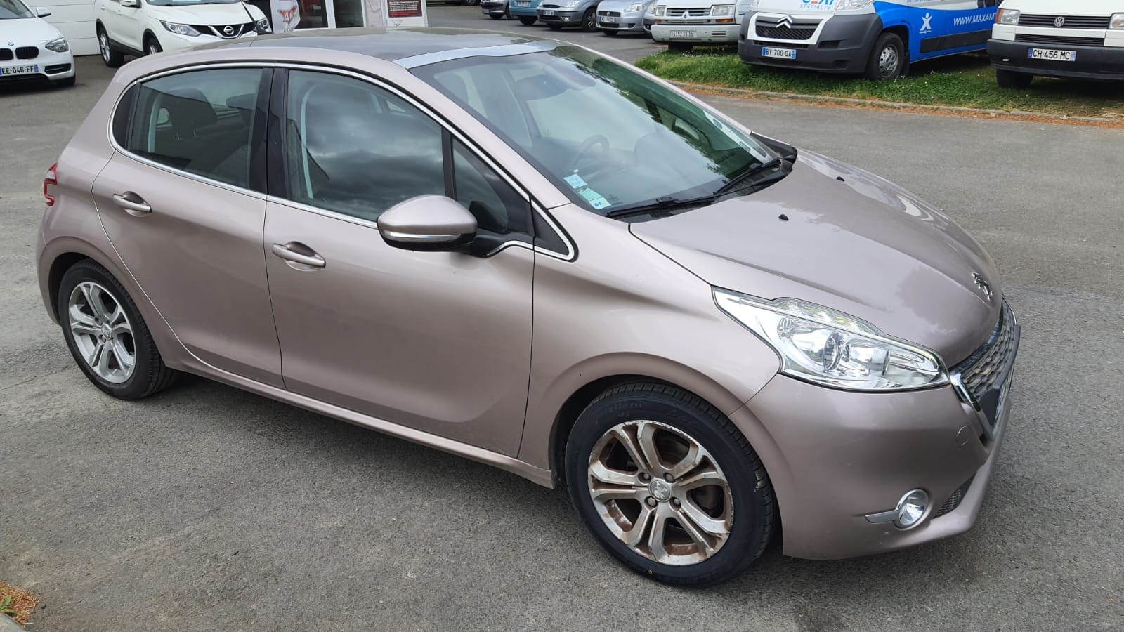Peugeot 208 avec Climatisation