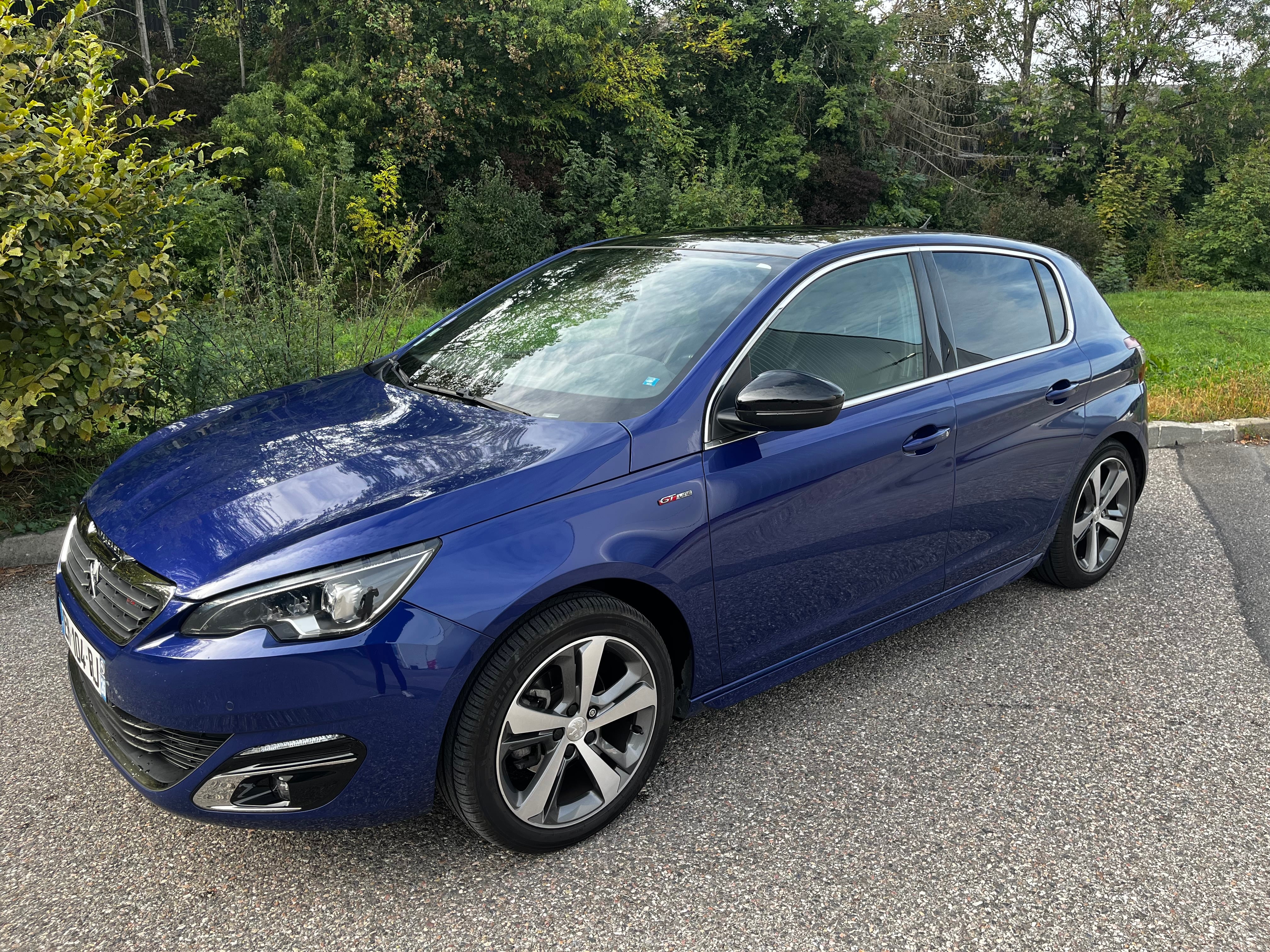 Peugeot 308 avec GPS