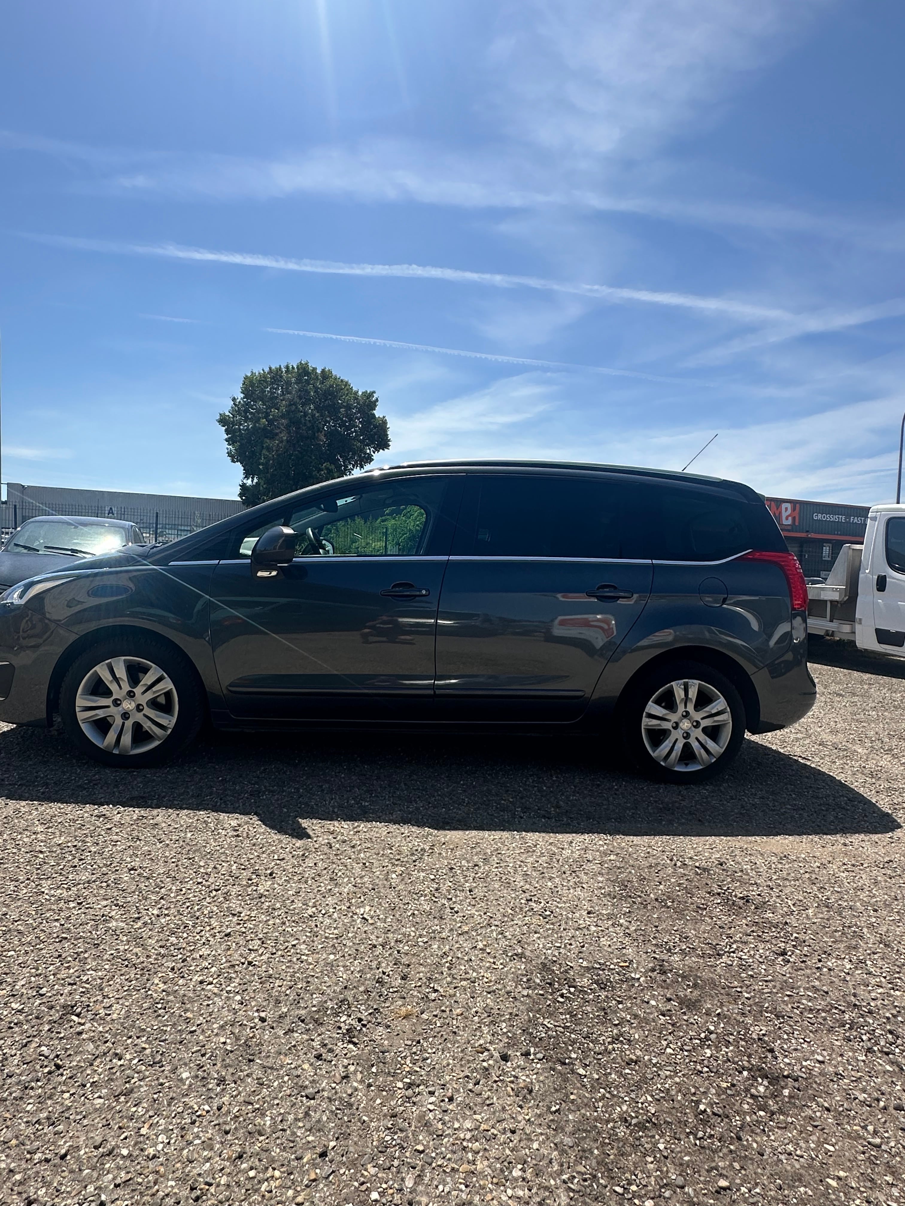 Peugeot 5008 avec Climatisation