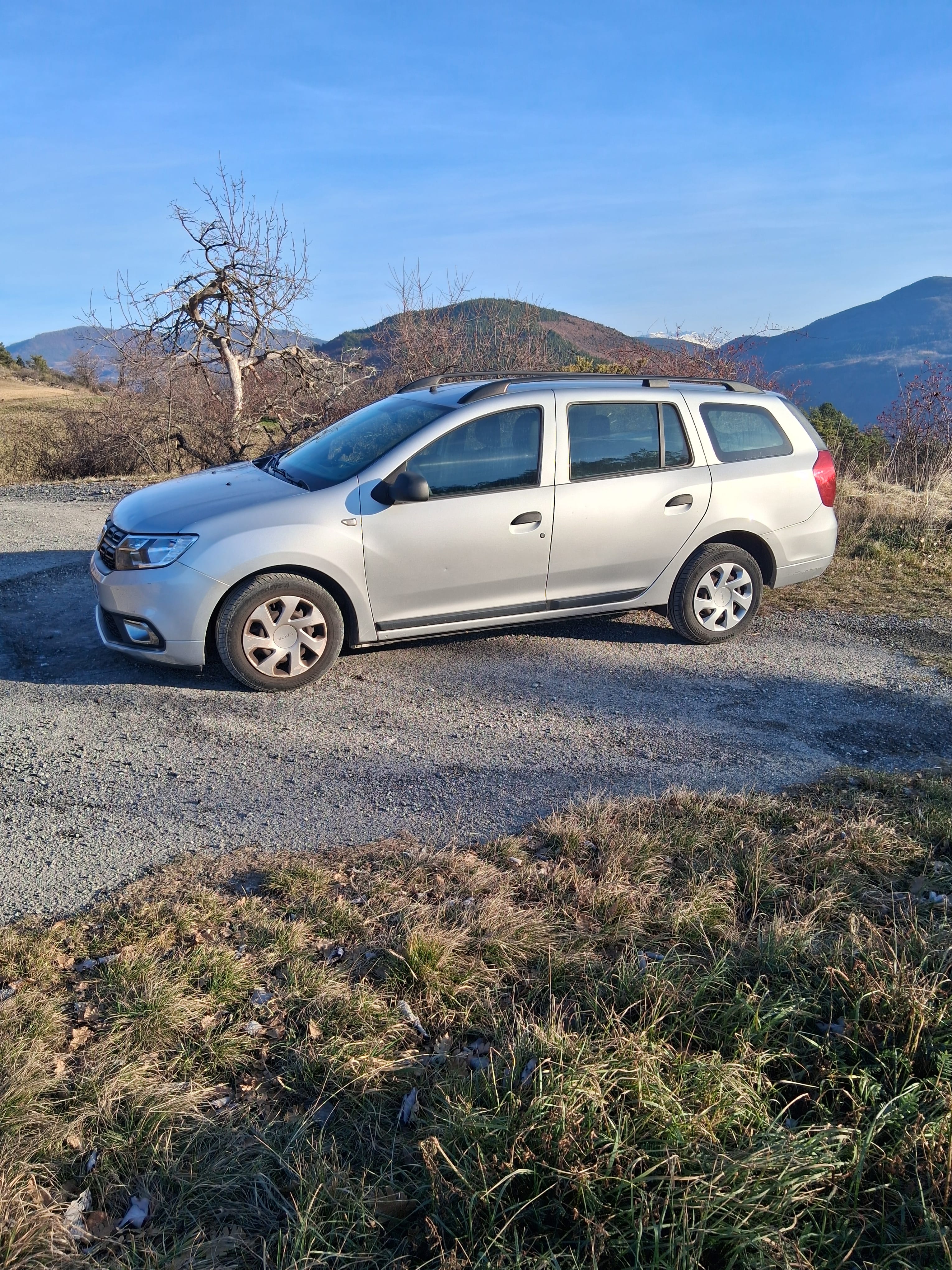 Dacia Logan MCV avec Climatisation