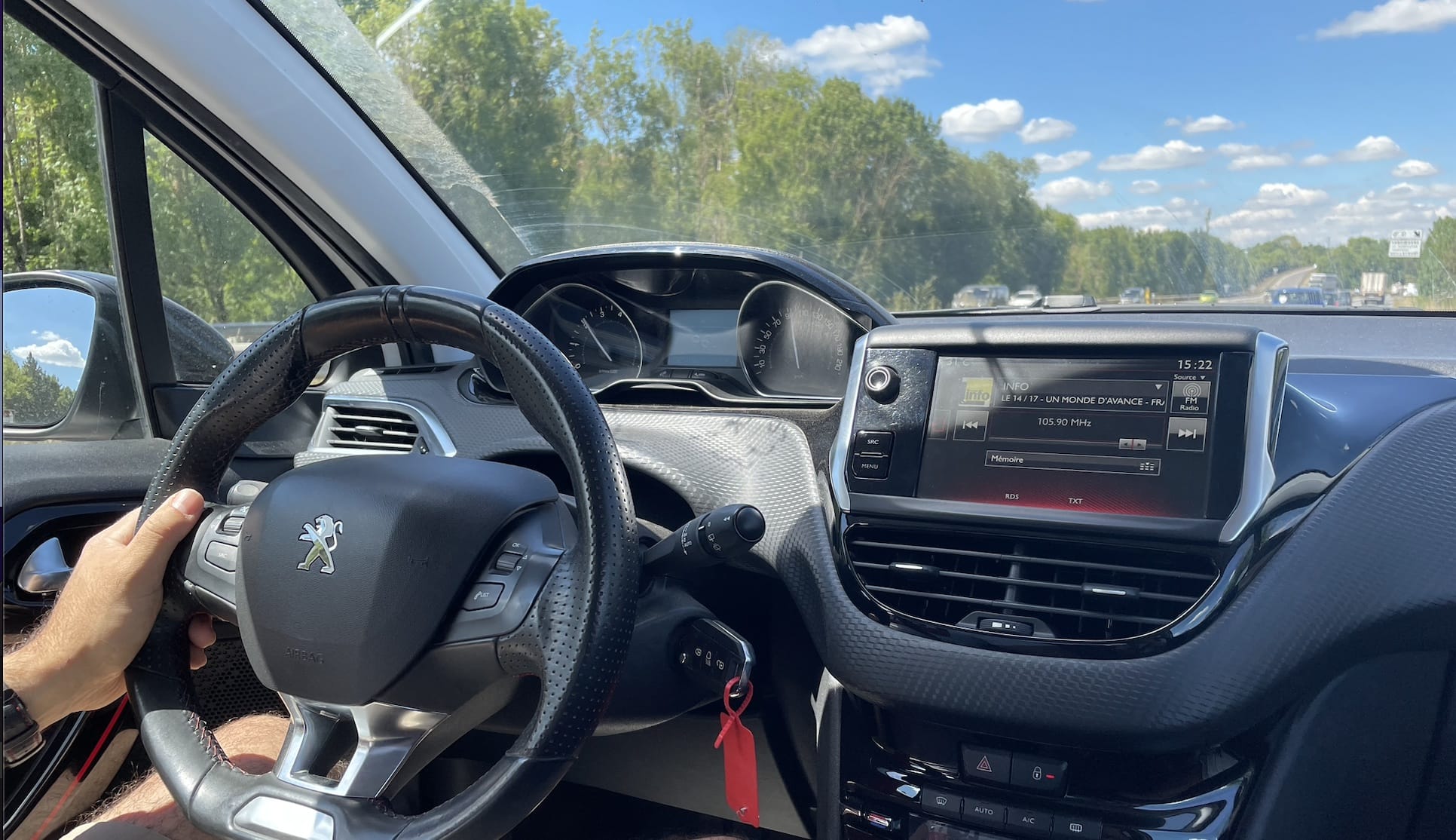 Peugeot 208 Gtline phase 2 avec GPS