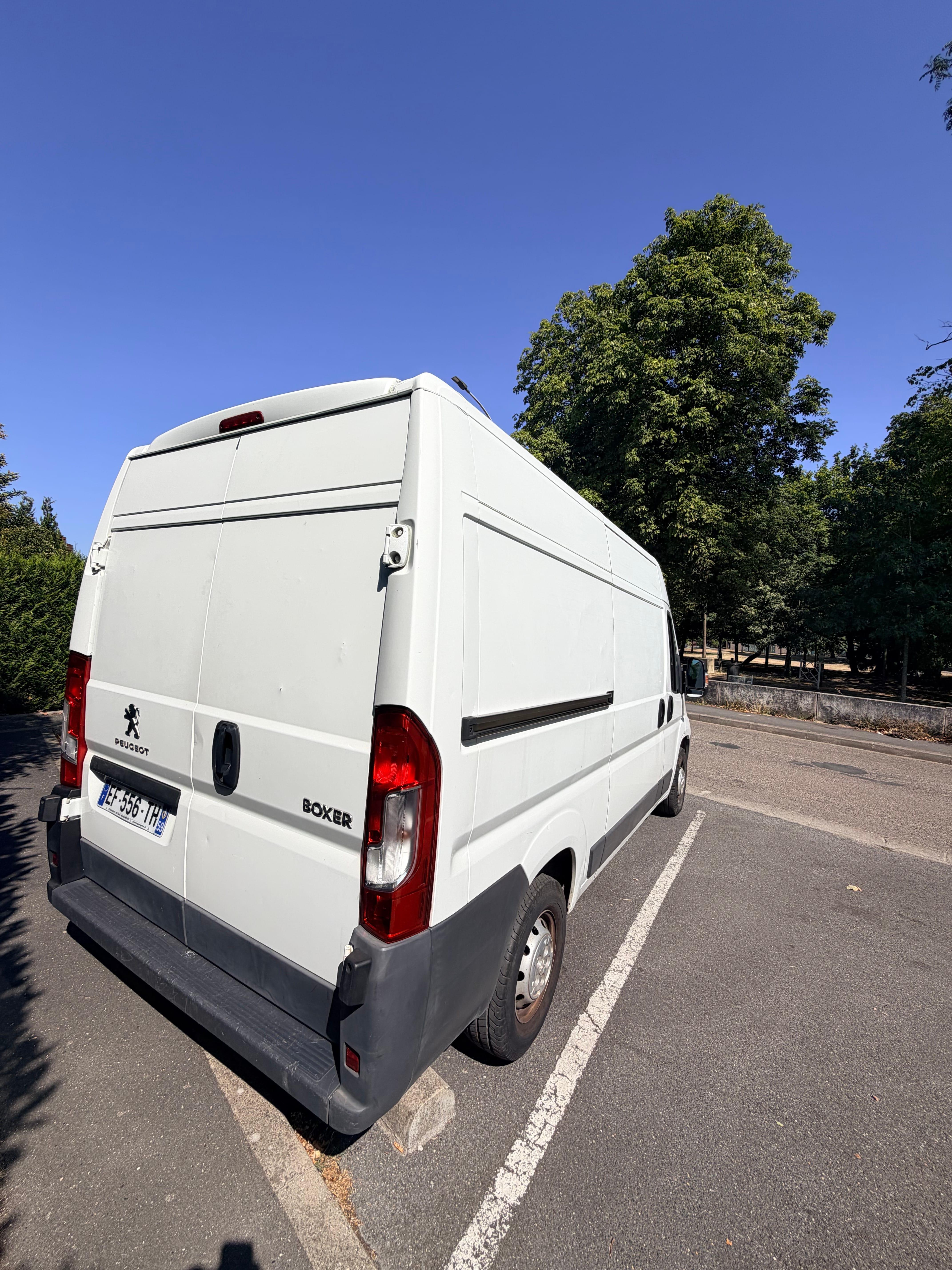 Peugeot Boxer avec Climatisation
