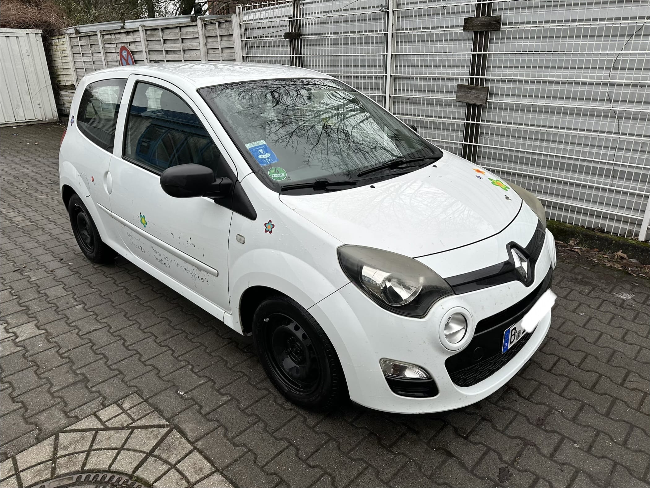 Renault Twingo weißer Flitzer, 2012, Super 95