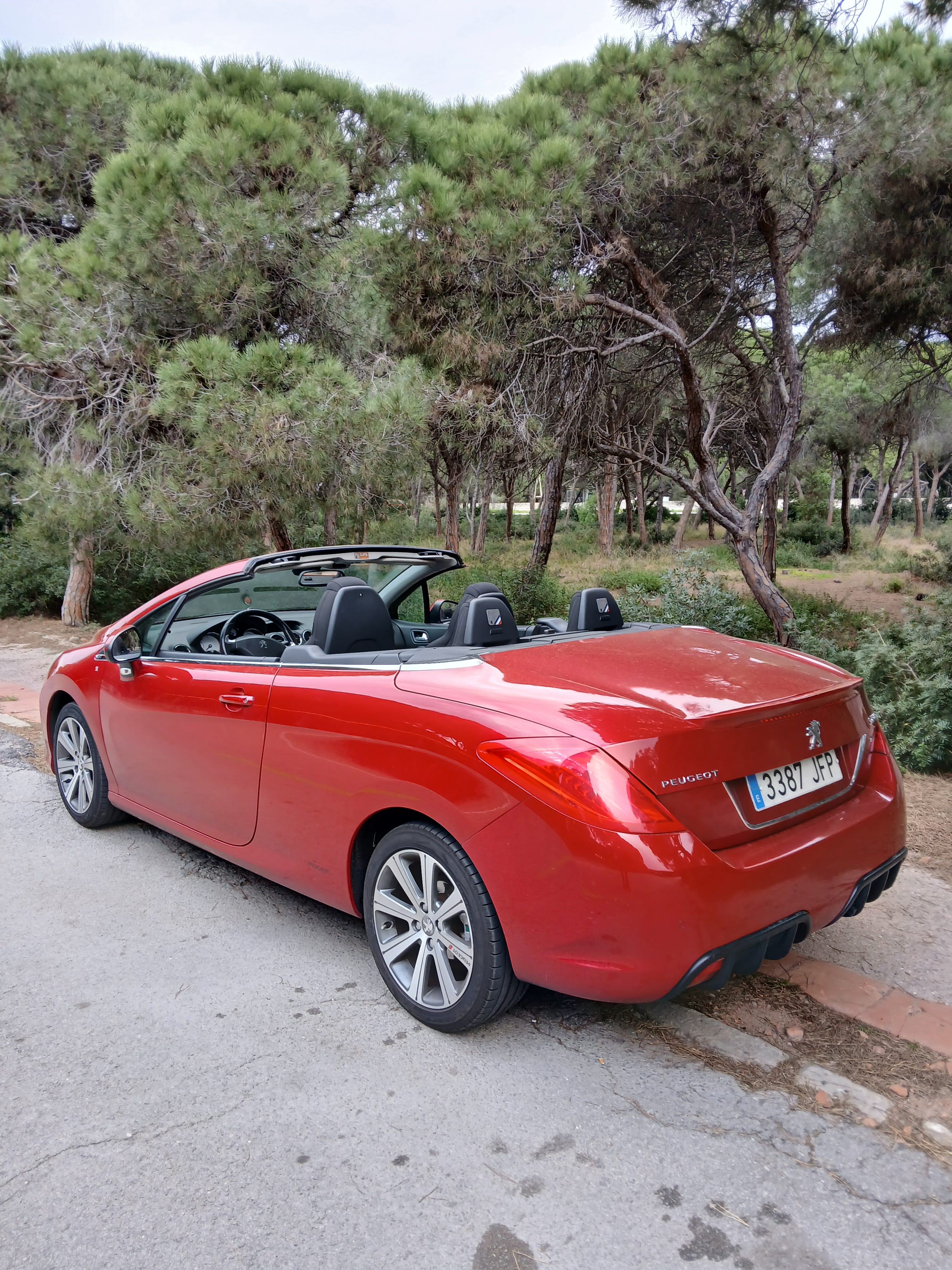 Peugeot 308 CC with Cruise control