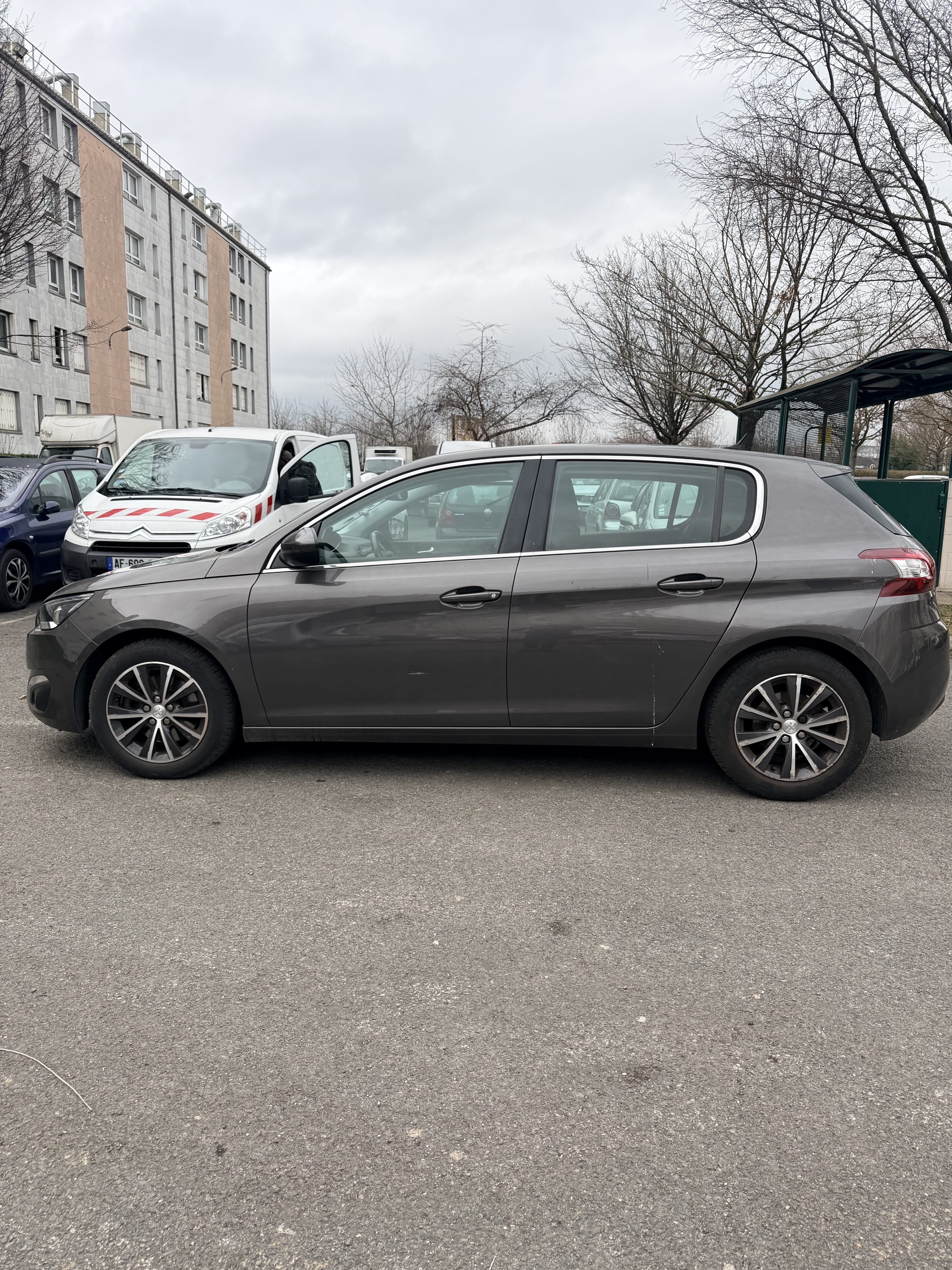 Peugeot 308 avec Climatisation