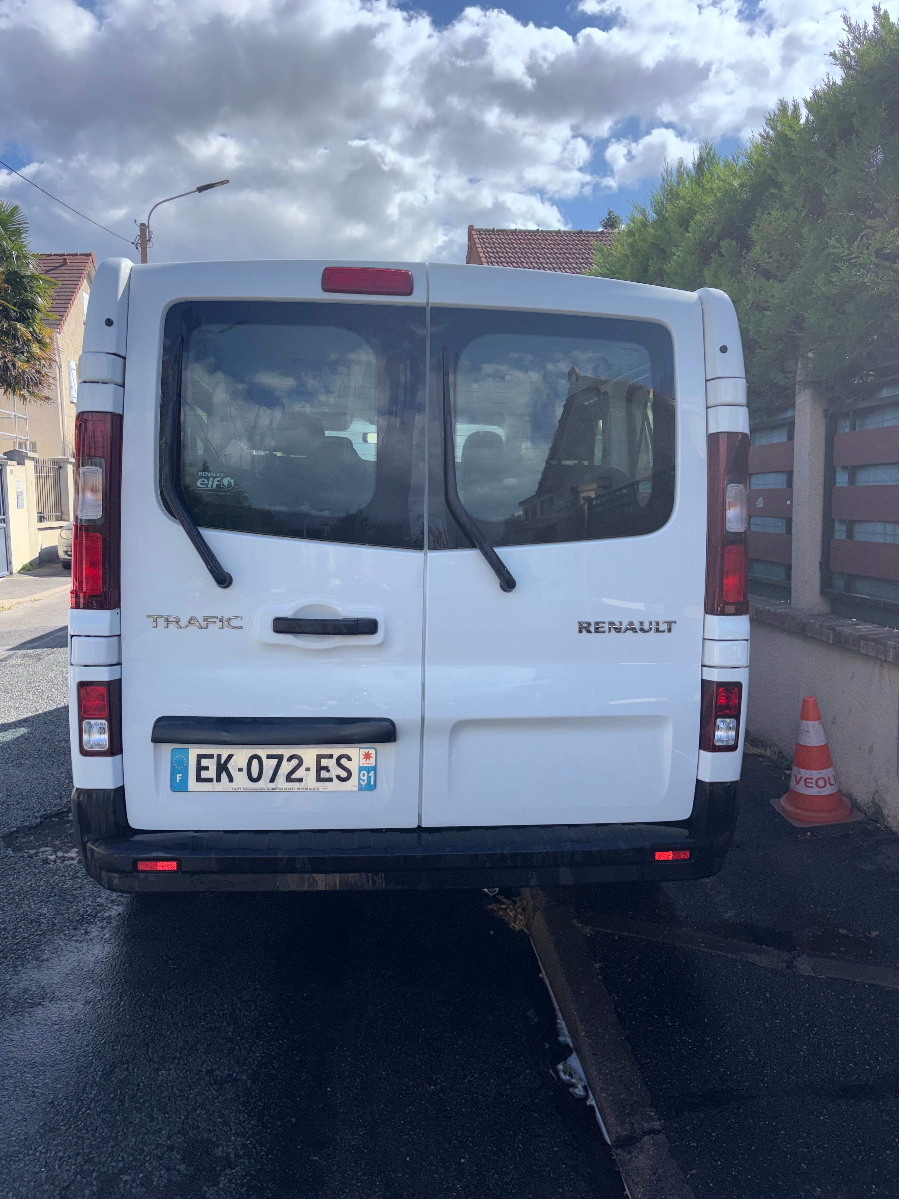 Renault Trafic Passenger avec Port USB