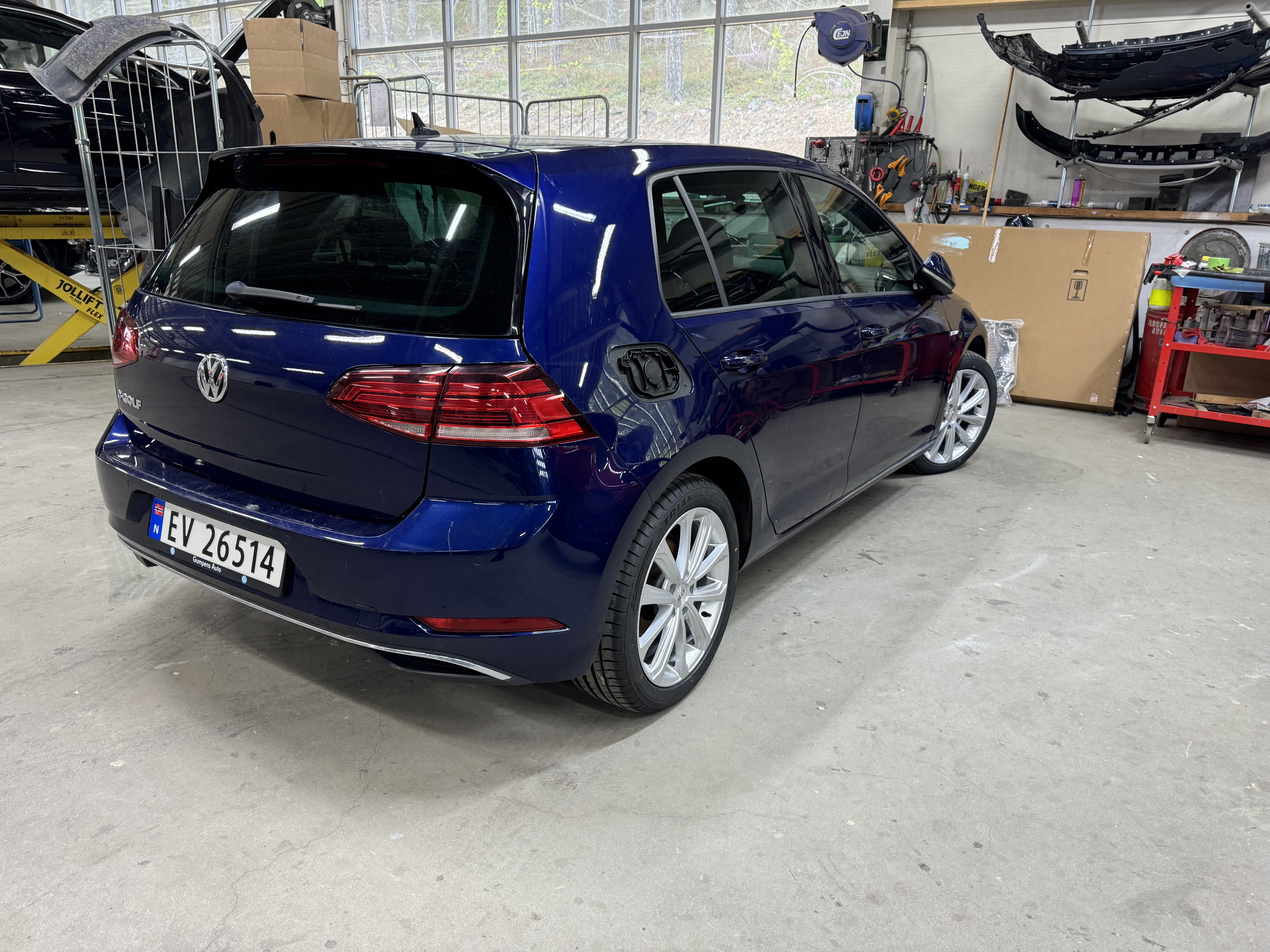 Volkswagen e-Golf, 2018, Electric, automatic