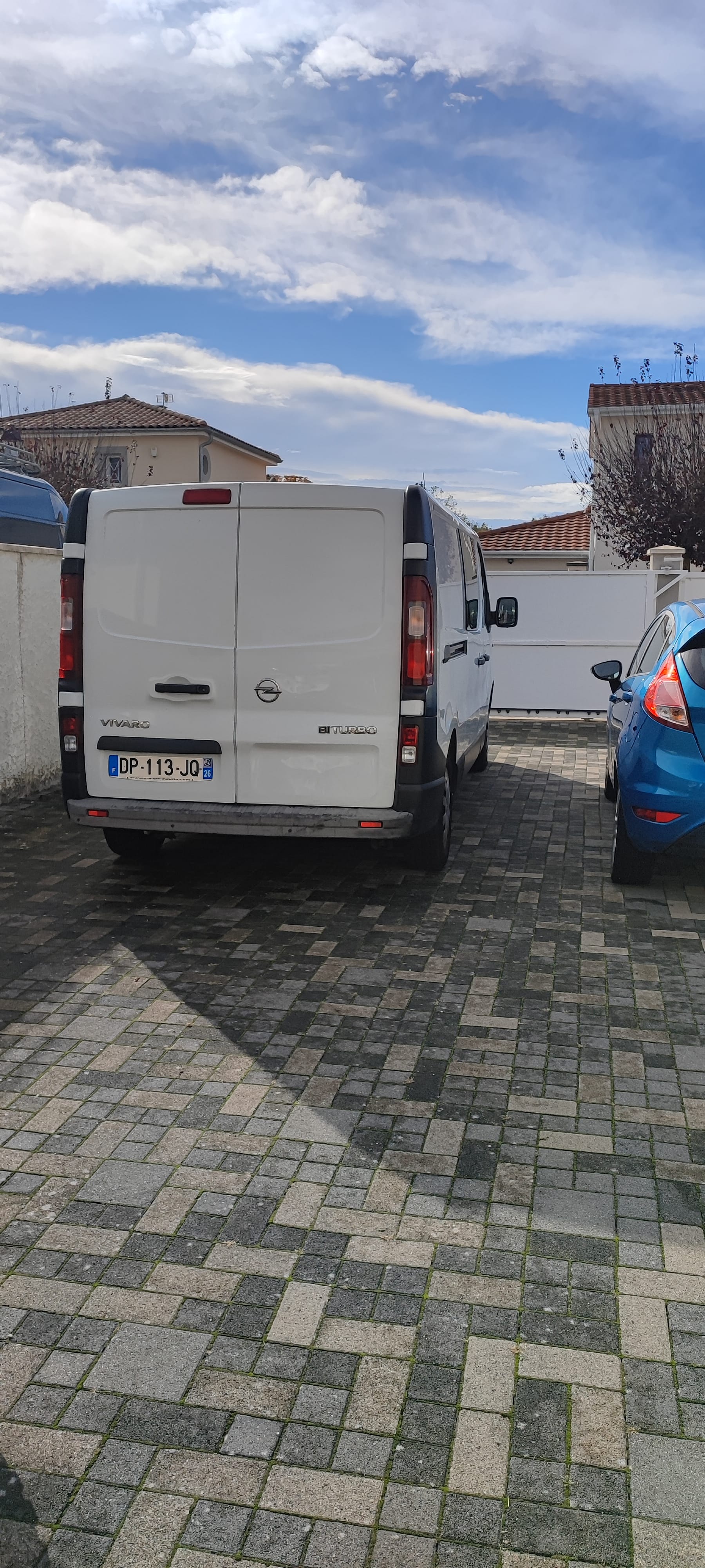 Opel Vivaro Combi 6 places avec Audio Bluetooth