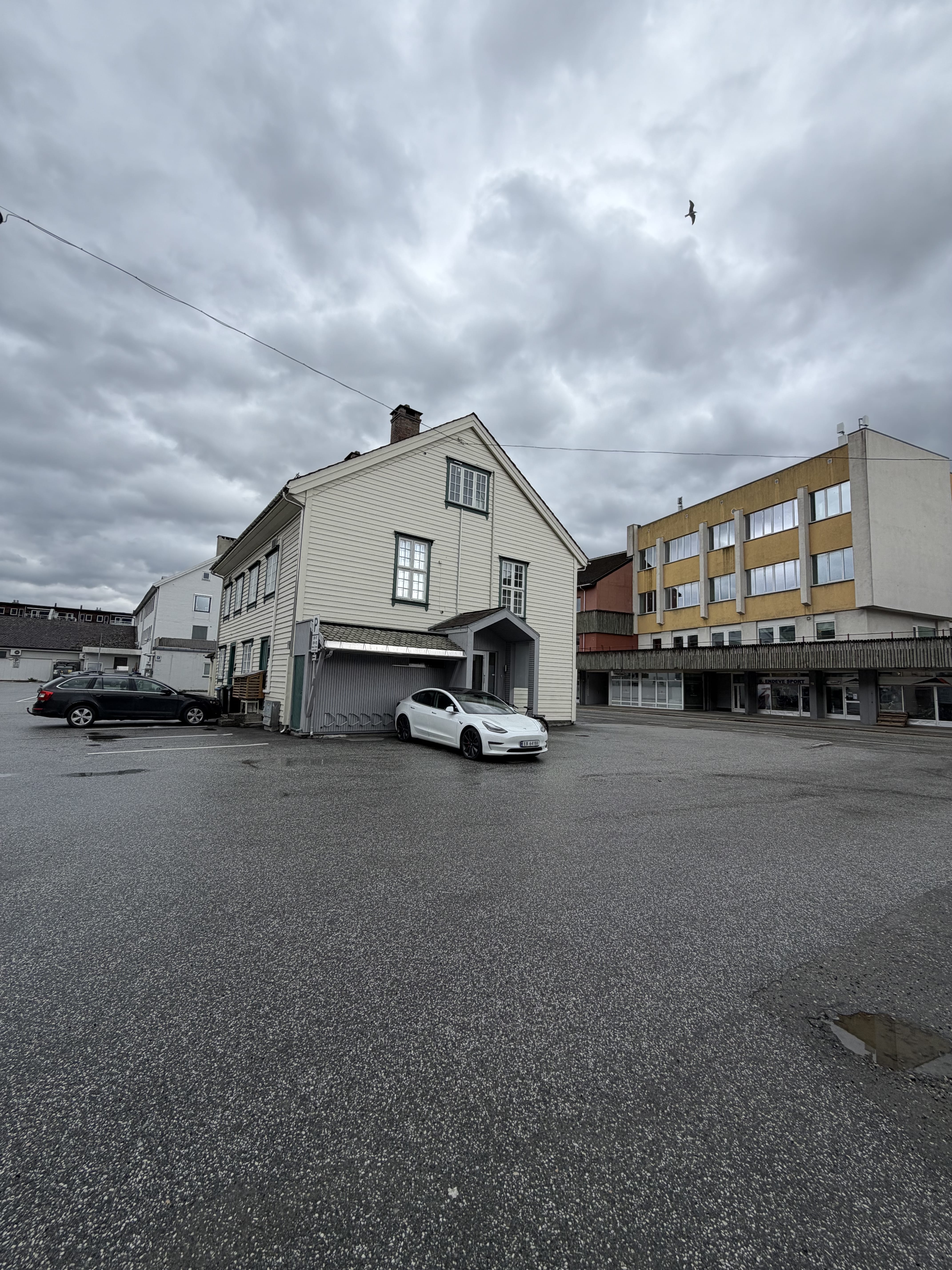 Tesla Model 3 Performance med Dashcam