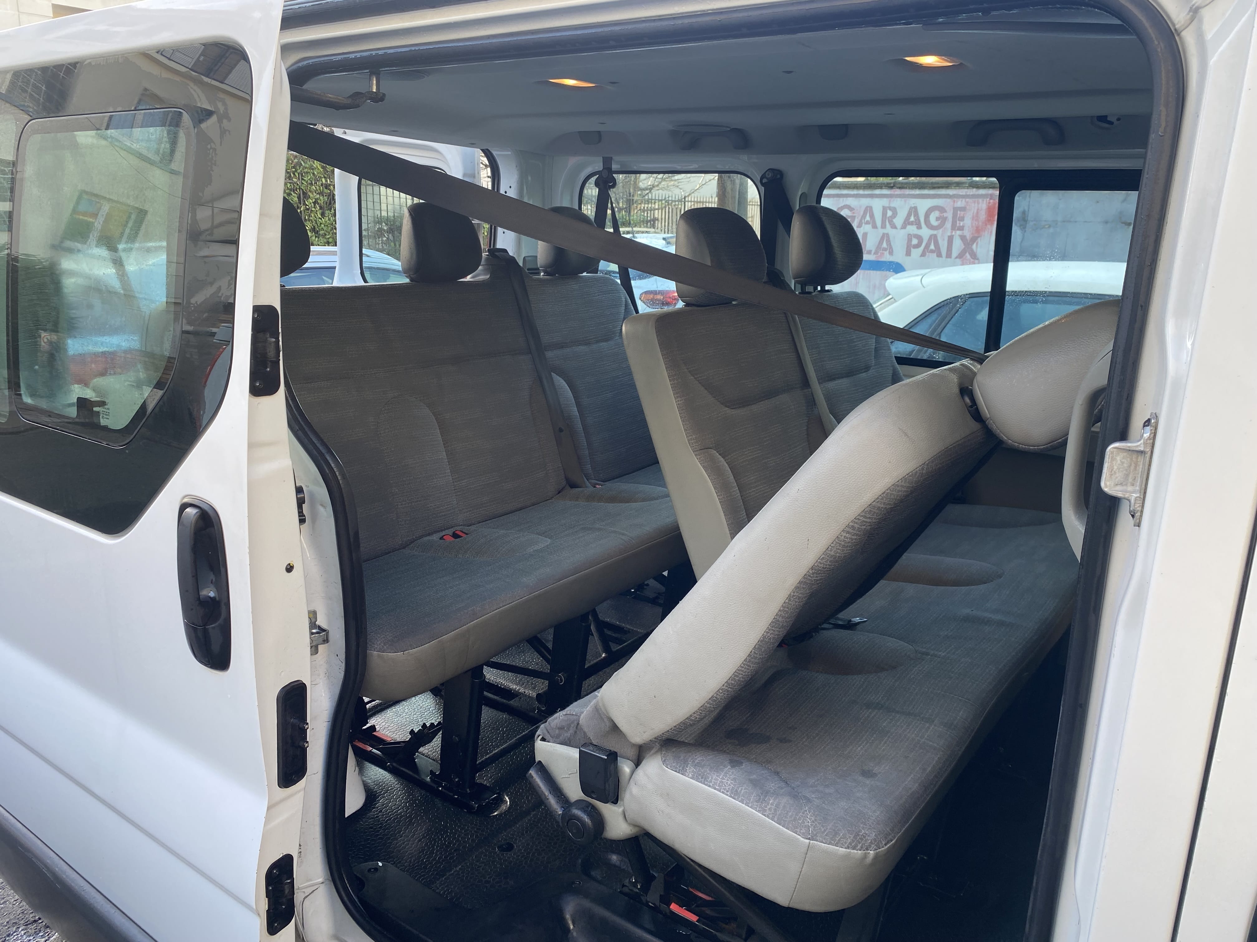 Renault Trafic Passenger 2.0 avec Audio Bluetooth