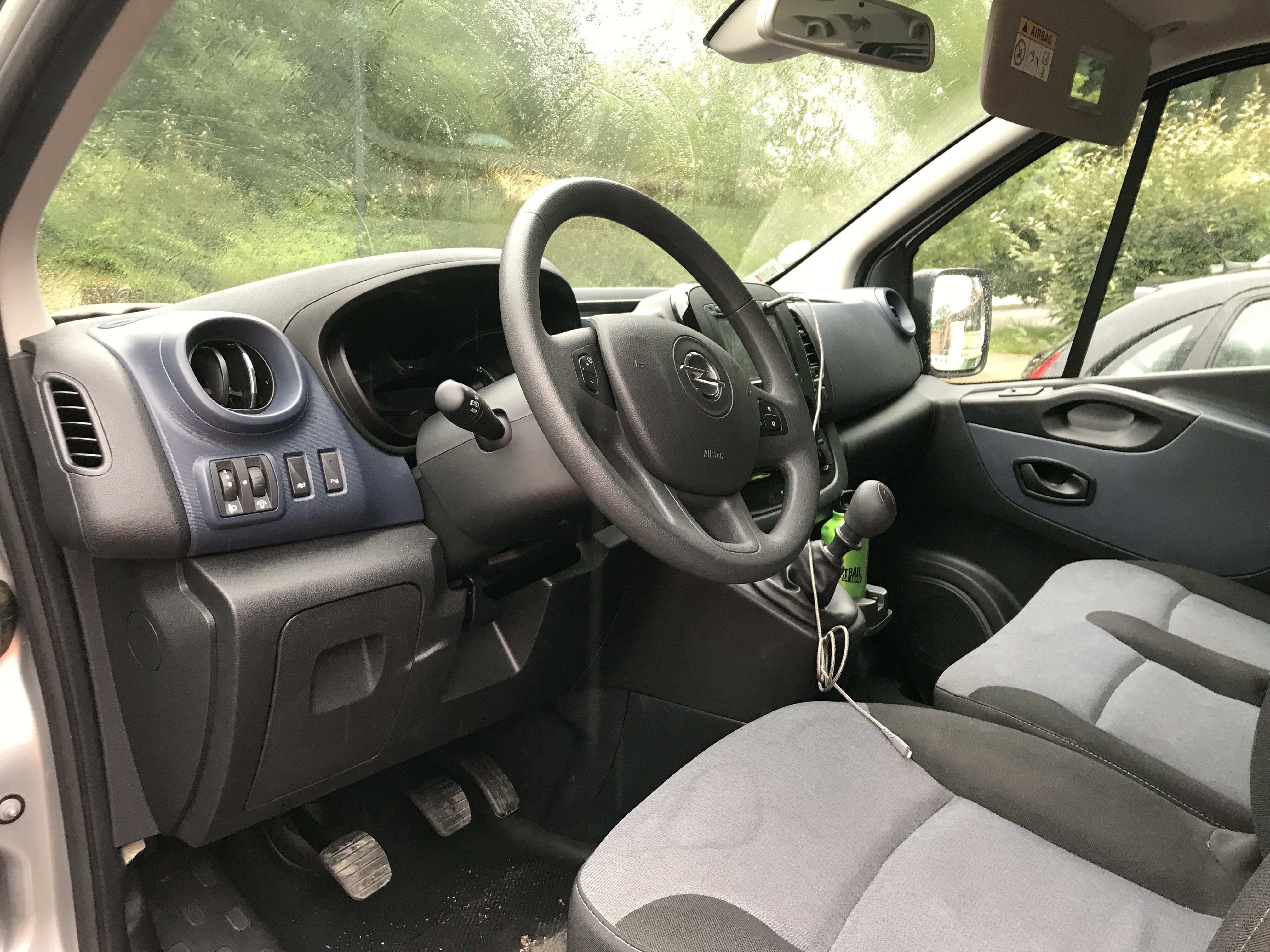 Opel Vivaro avec GPS