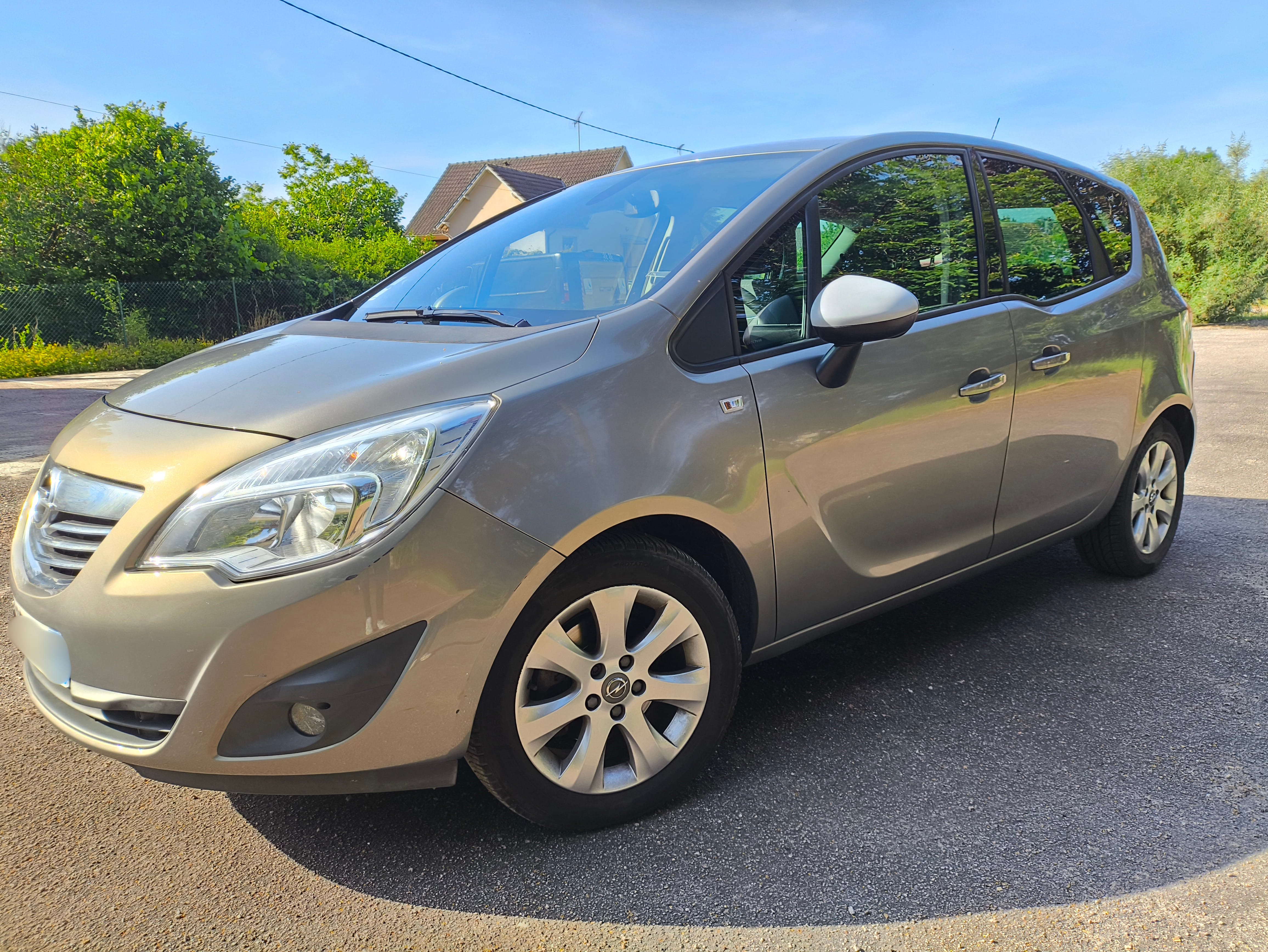 Opel Meriva, 2014, Essence 98