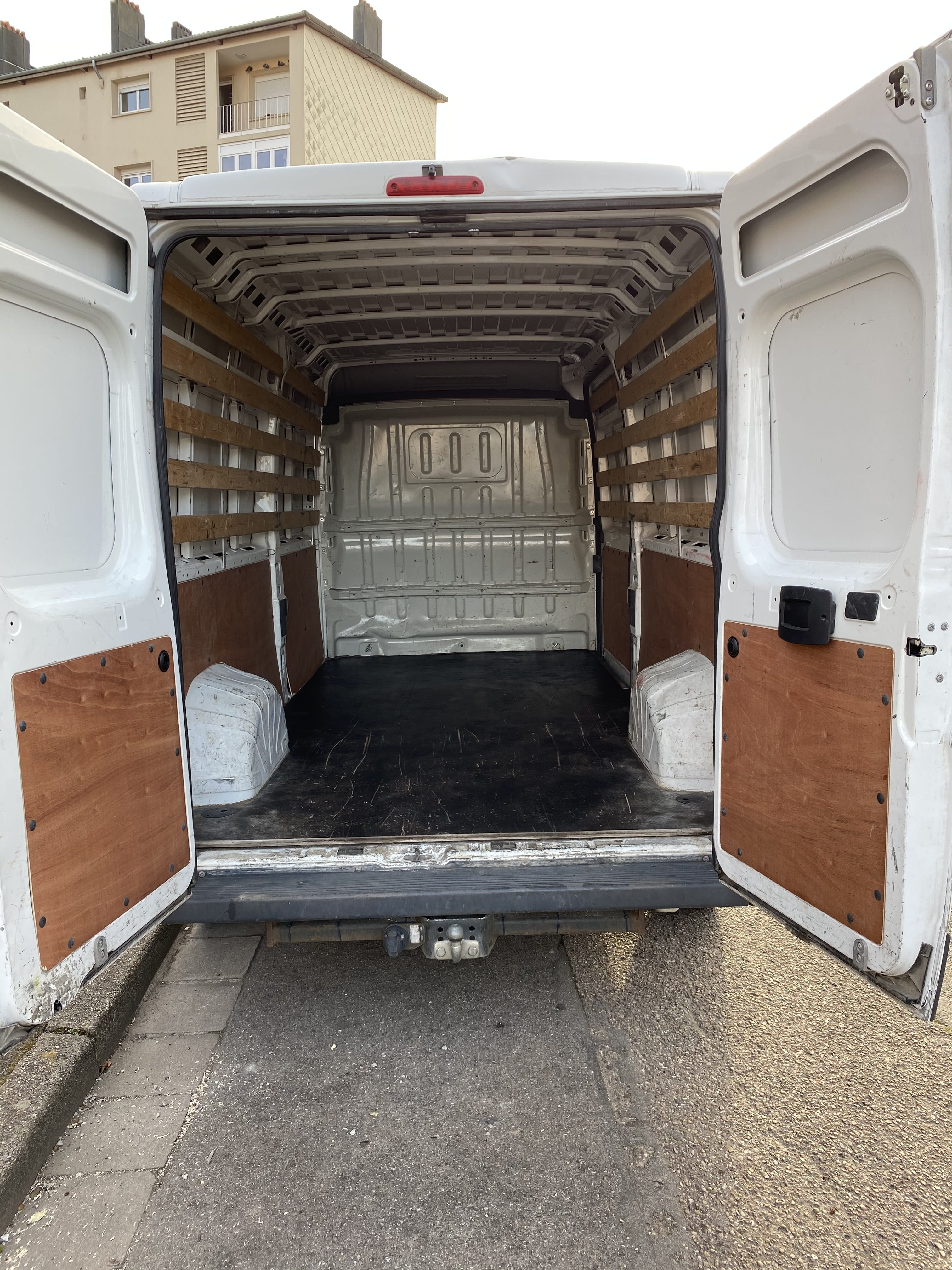 Citroen Jumper Allongé L3H2 -13m3 - 130Chv avec Attelage et Caméra de recul. avec GPS