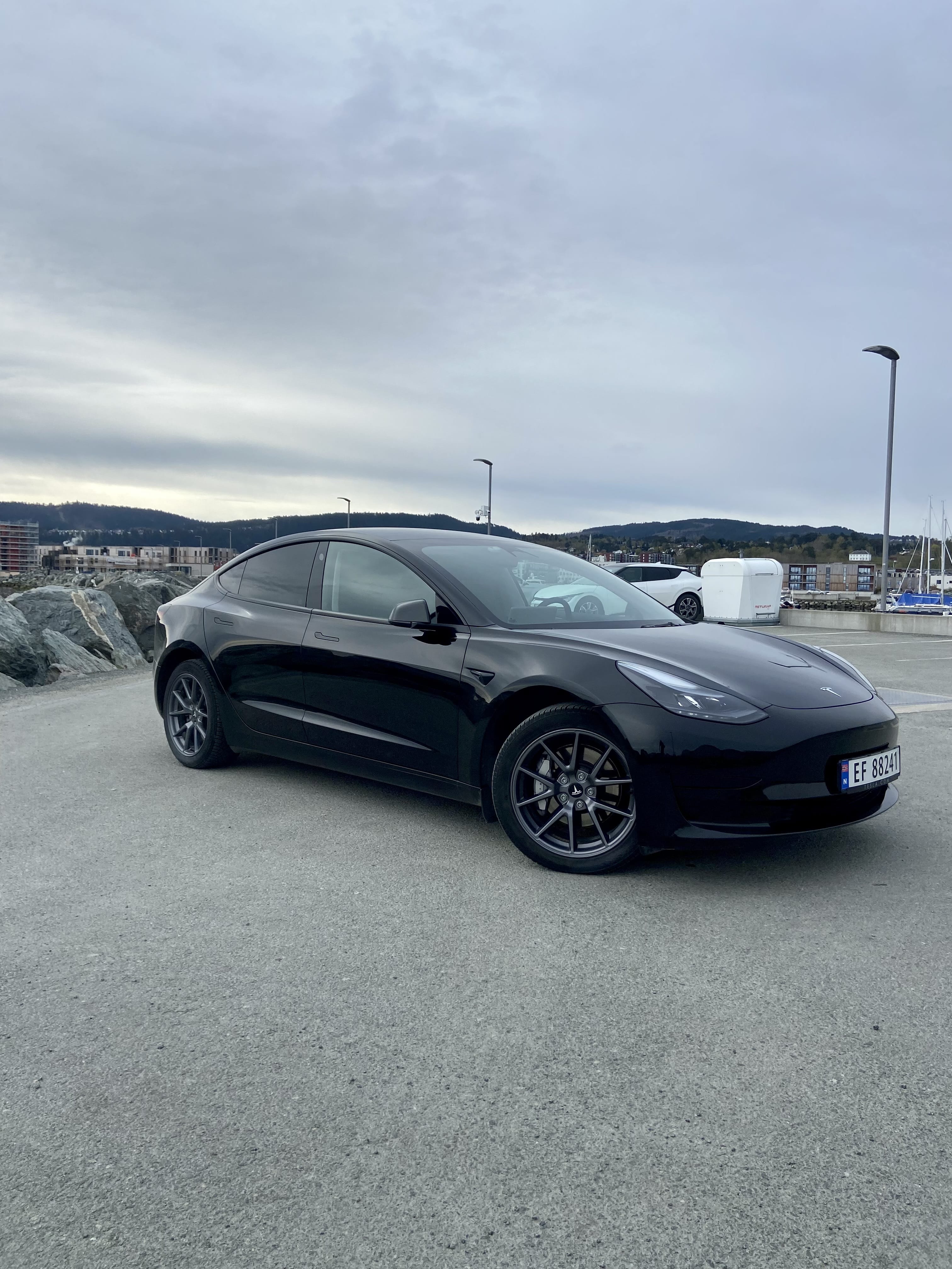 Tesla Model 3 Standard Range with Snow tires