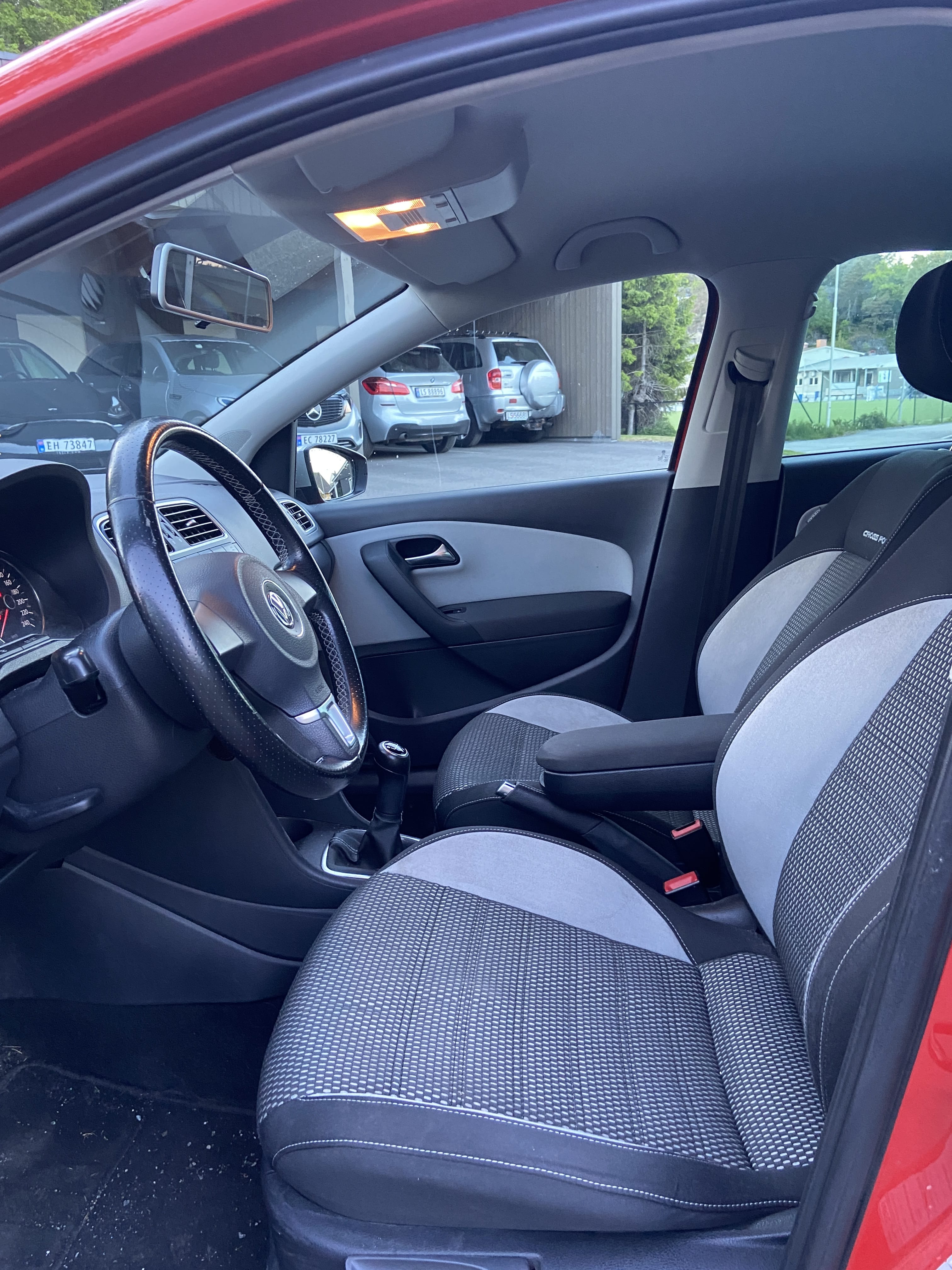 Volkswagen Cross Polo