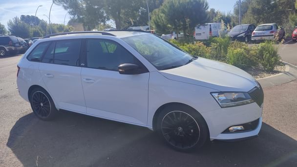 Skoda Fabia Monte Carlo 95cv 1.0 con Entrada de Audio/iPod
