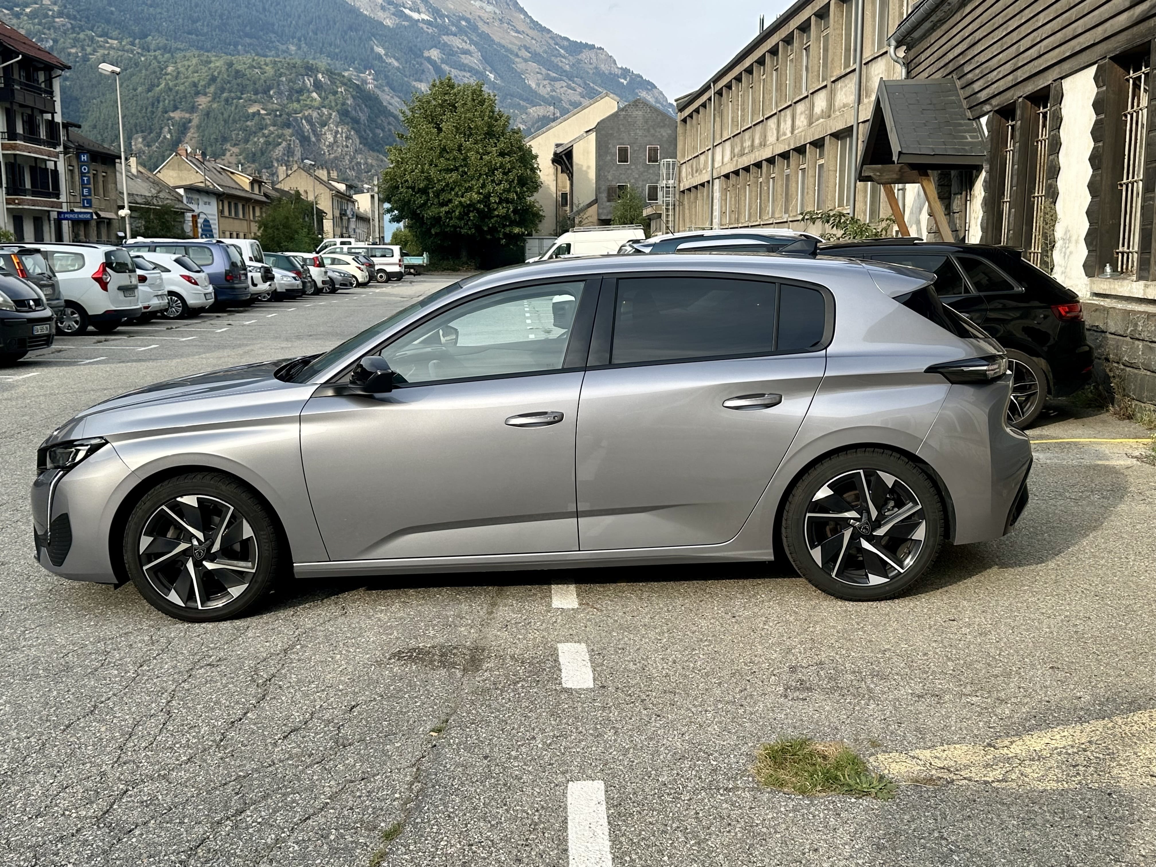 Peugeot 308 1.2 avec Climatisation