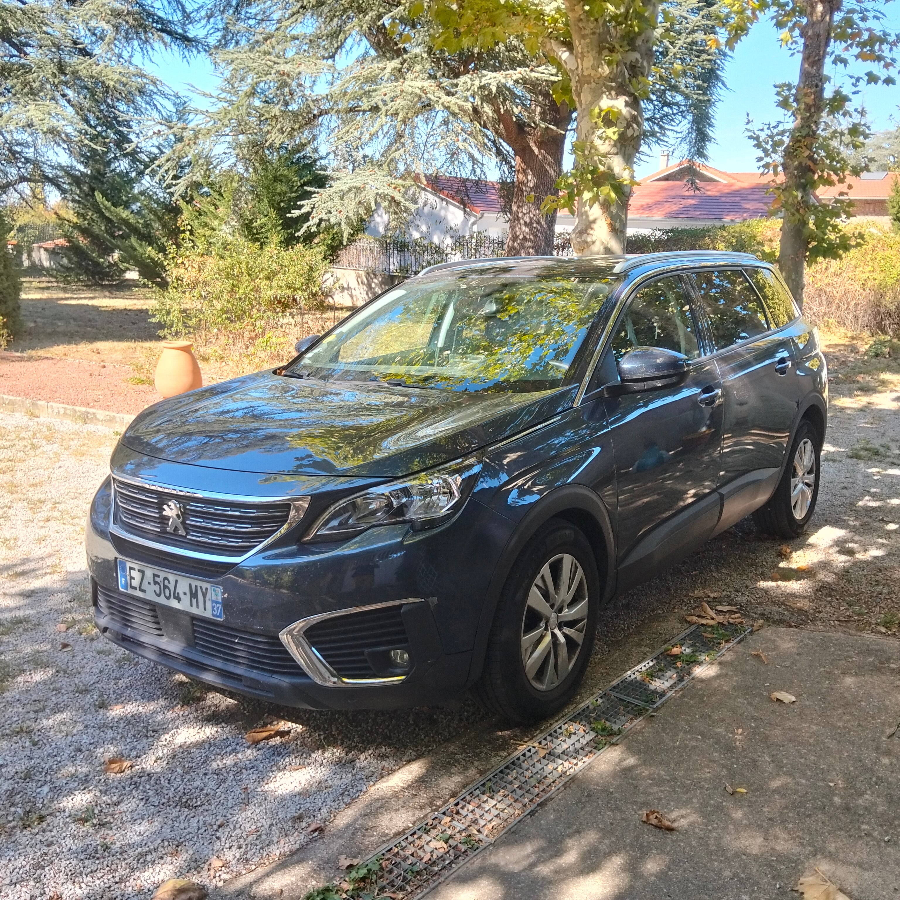 Peugeot 5008, 2018, Diesel, Automatik, 7 Sitze