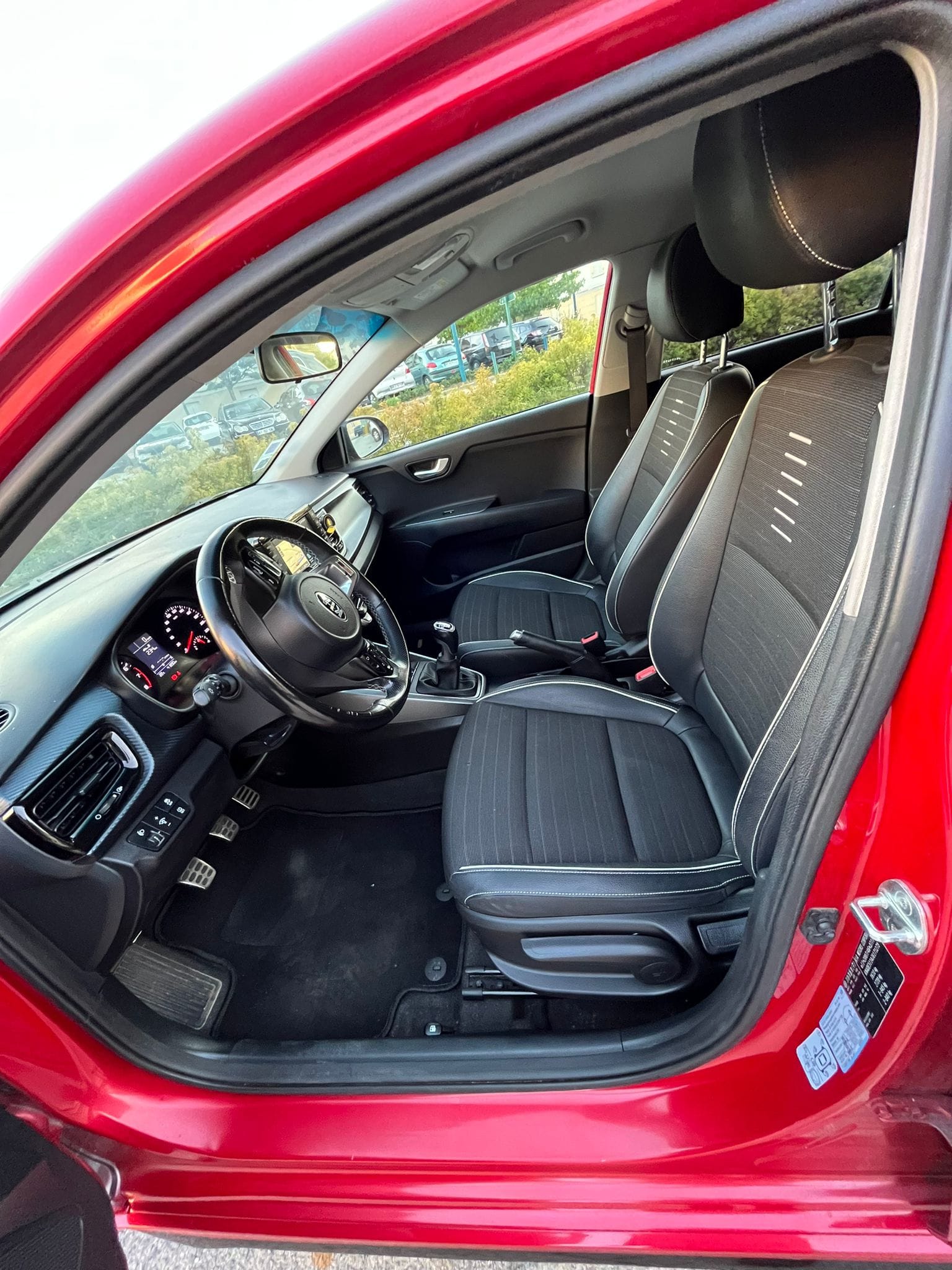 Kia Rio avec Entrée audio / iPod