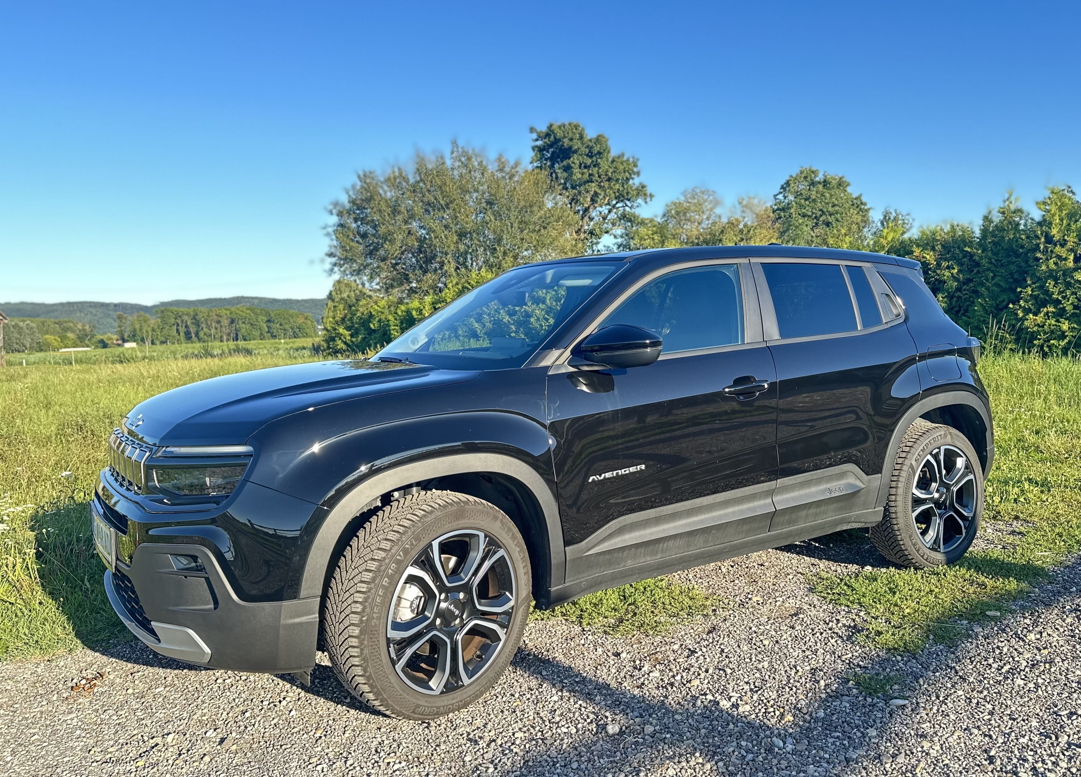 Jeep Avenger, 2024, Super 95 / Elektro (Hybrid), Automatik