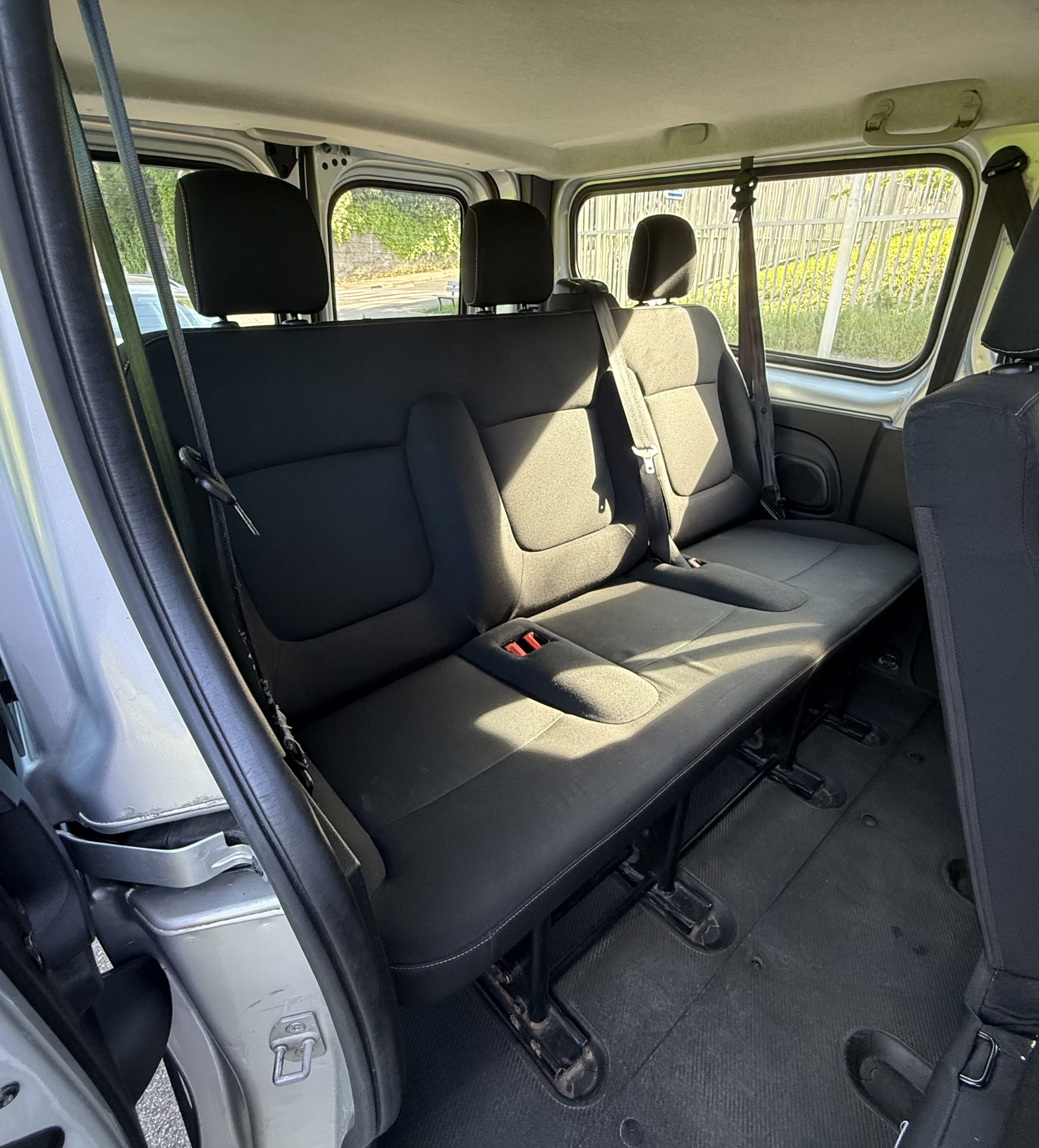 Renault Trafic Passenger avec Port USB